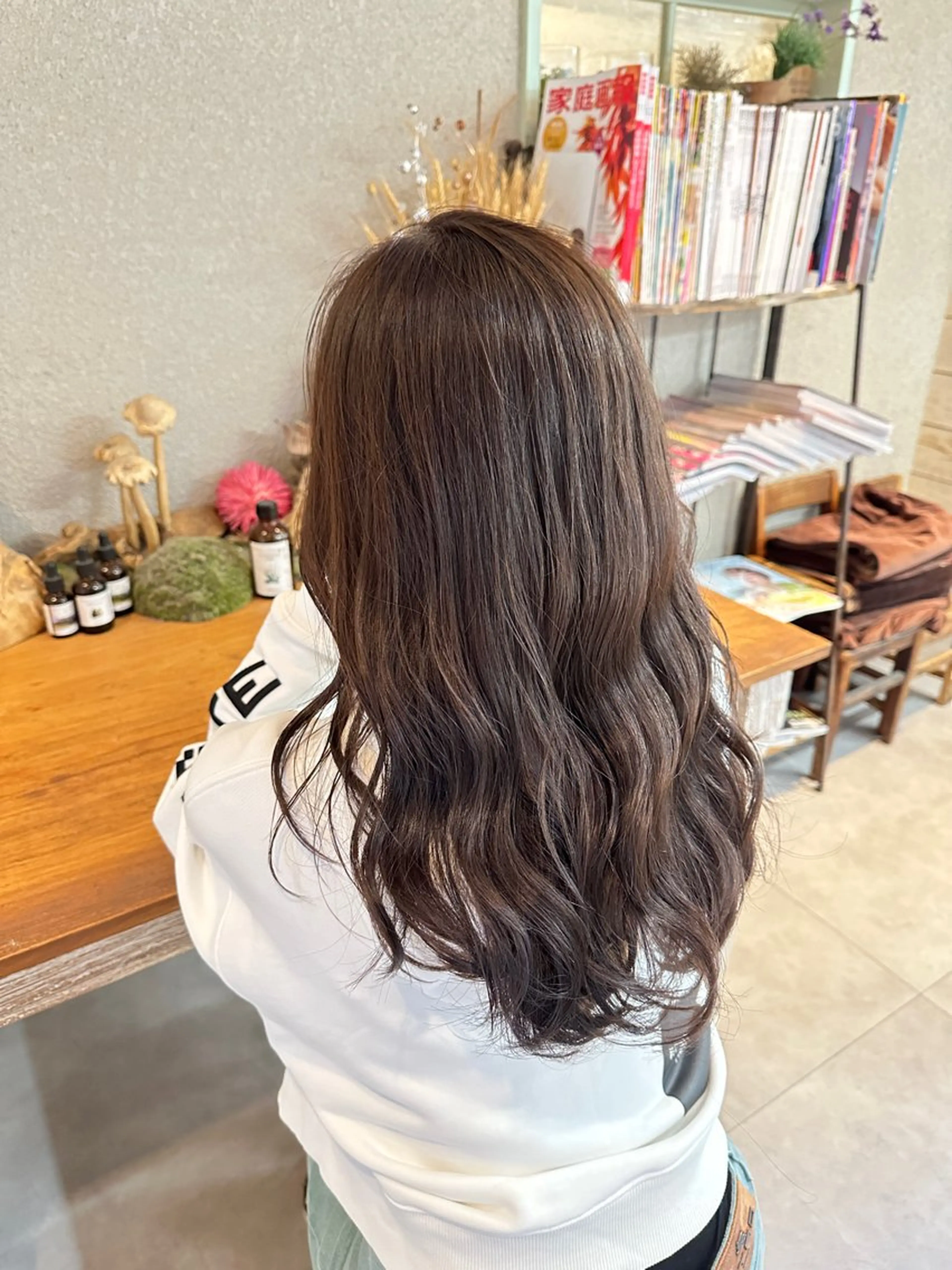 ミディアム カラー JYUNESU表参道所属・韓国ヘア🇰🇷🎀 透明感カラーのヘアスタイル