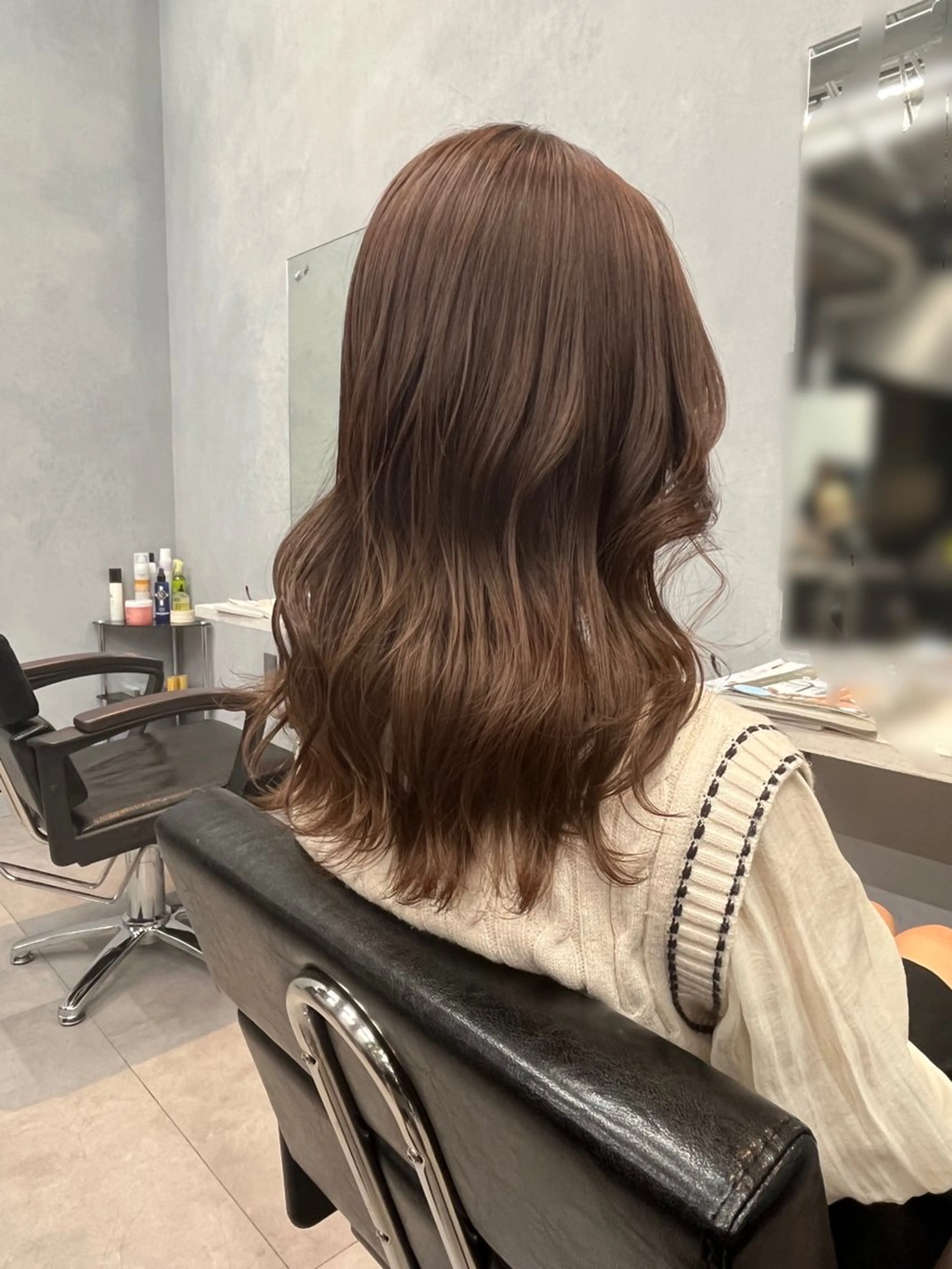 セミロング カラー ブラウンカラー ココアブラウン カット ヘアカラー tomoka 推しカラーのヘアスタイル