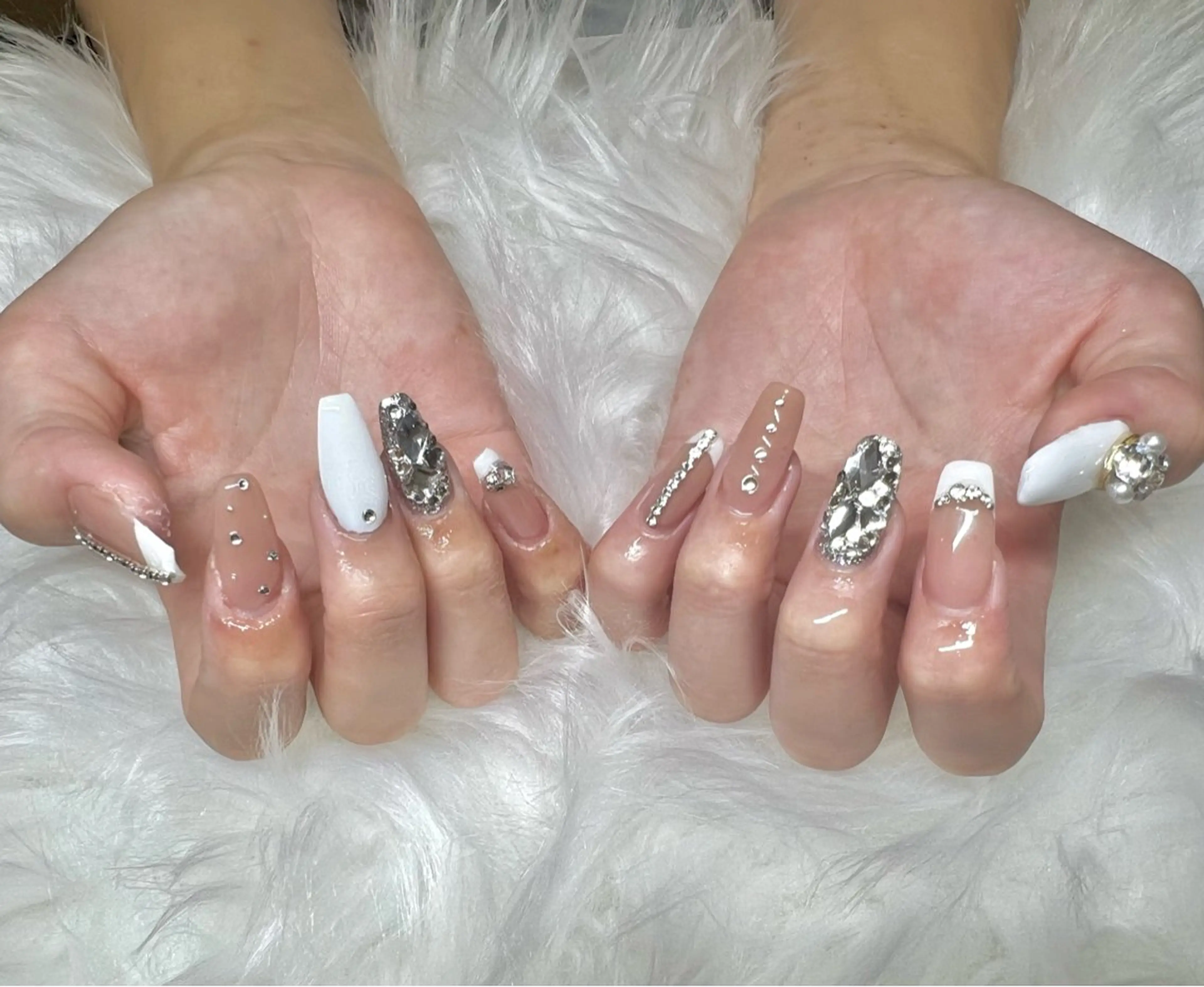 ネイル ピンク ハンドネイル CHARME 〔RINA〕のネイルデザイン