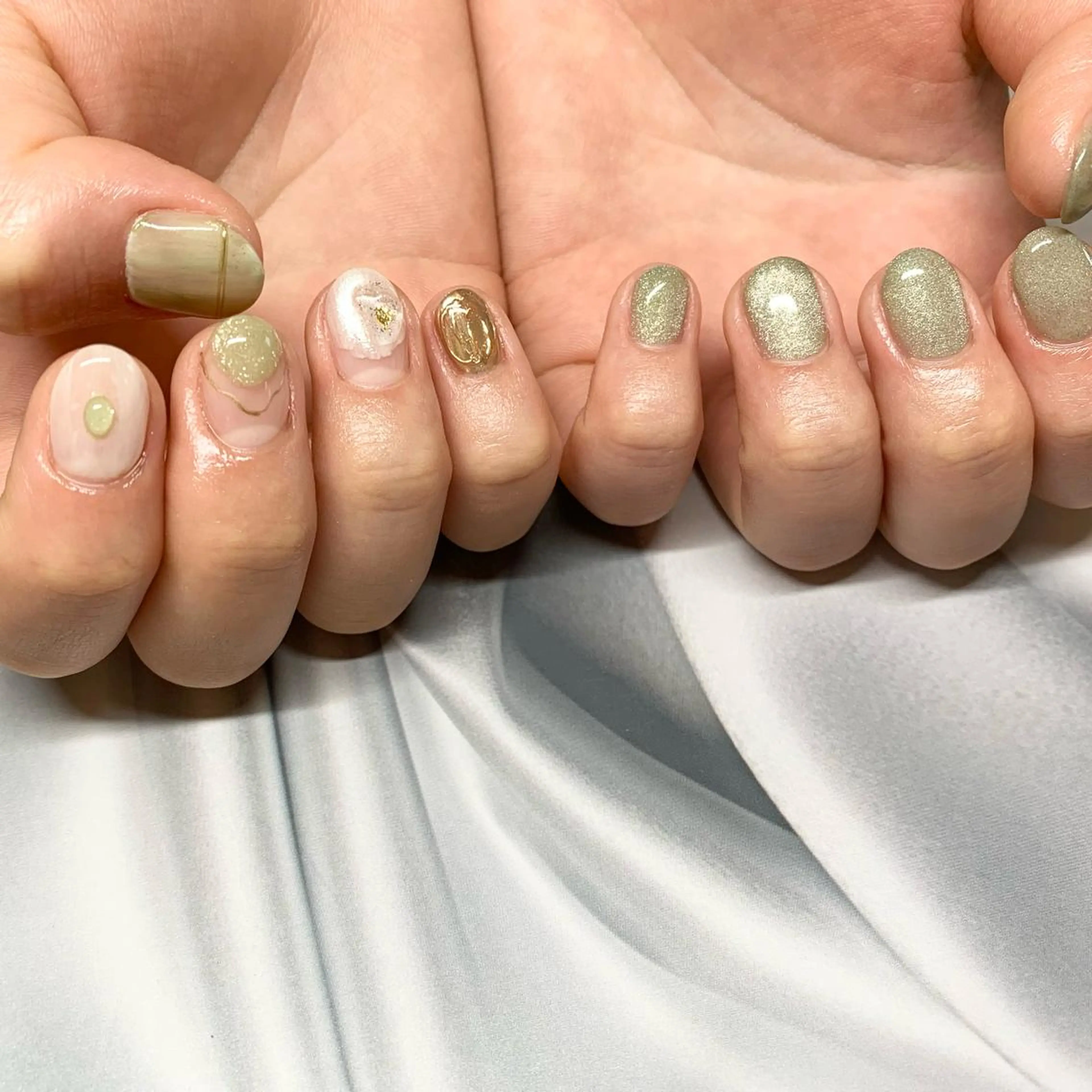 ネイル ハンドネイル ウシク ミユキのネイルデザイン