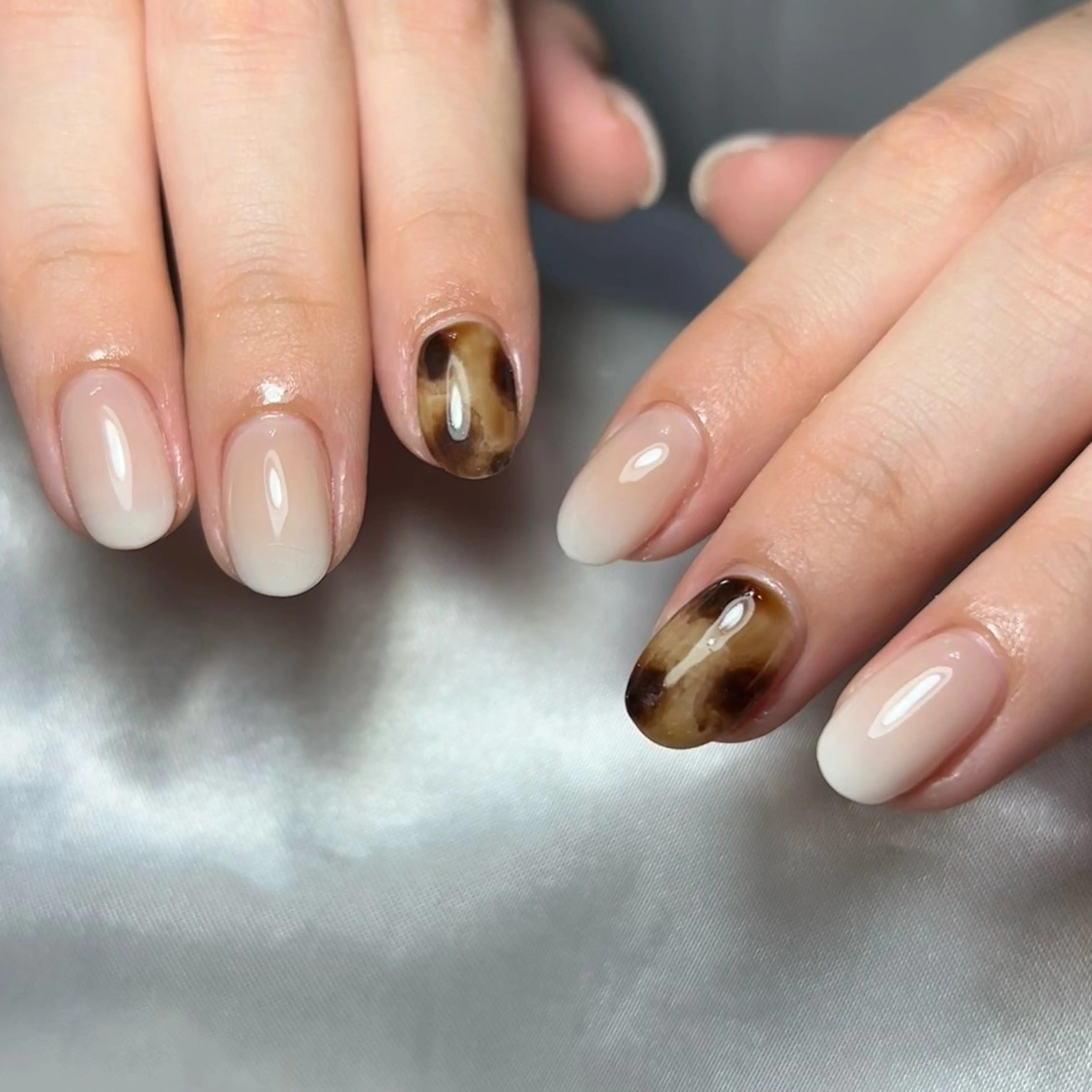 ネイル ハンドネイル nailroom‪ sb‪‪𓈒𓂂𓏸のネイルデザイン