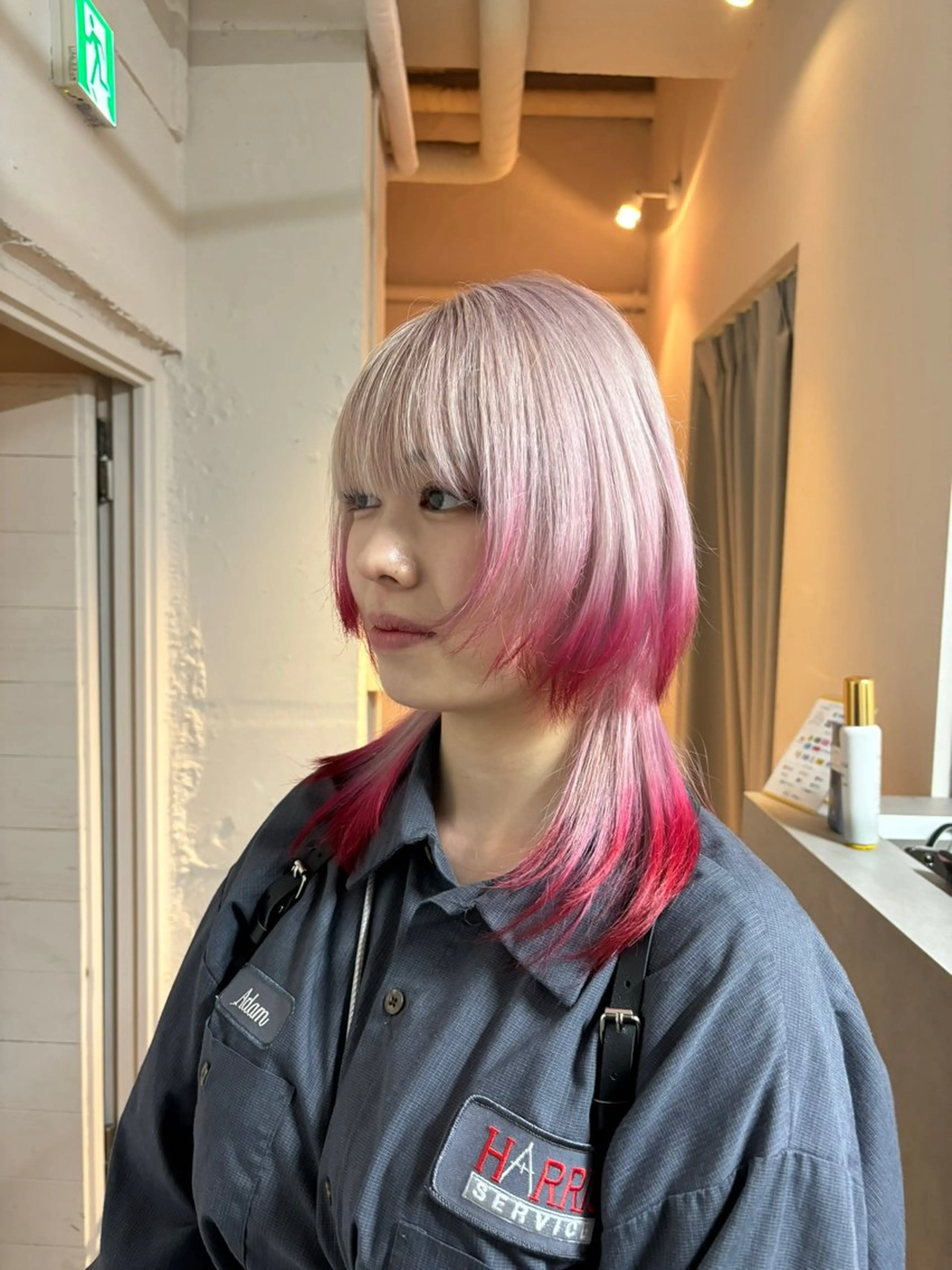 ミディアム カラー 🩵tokute SEIRA🩵のヘアスタイル