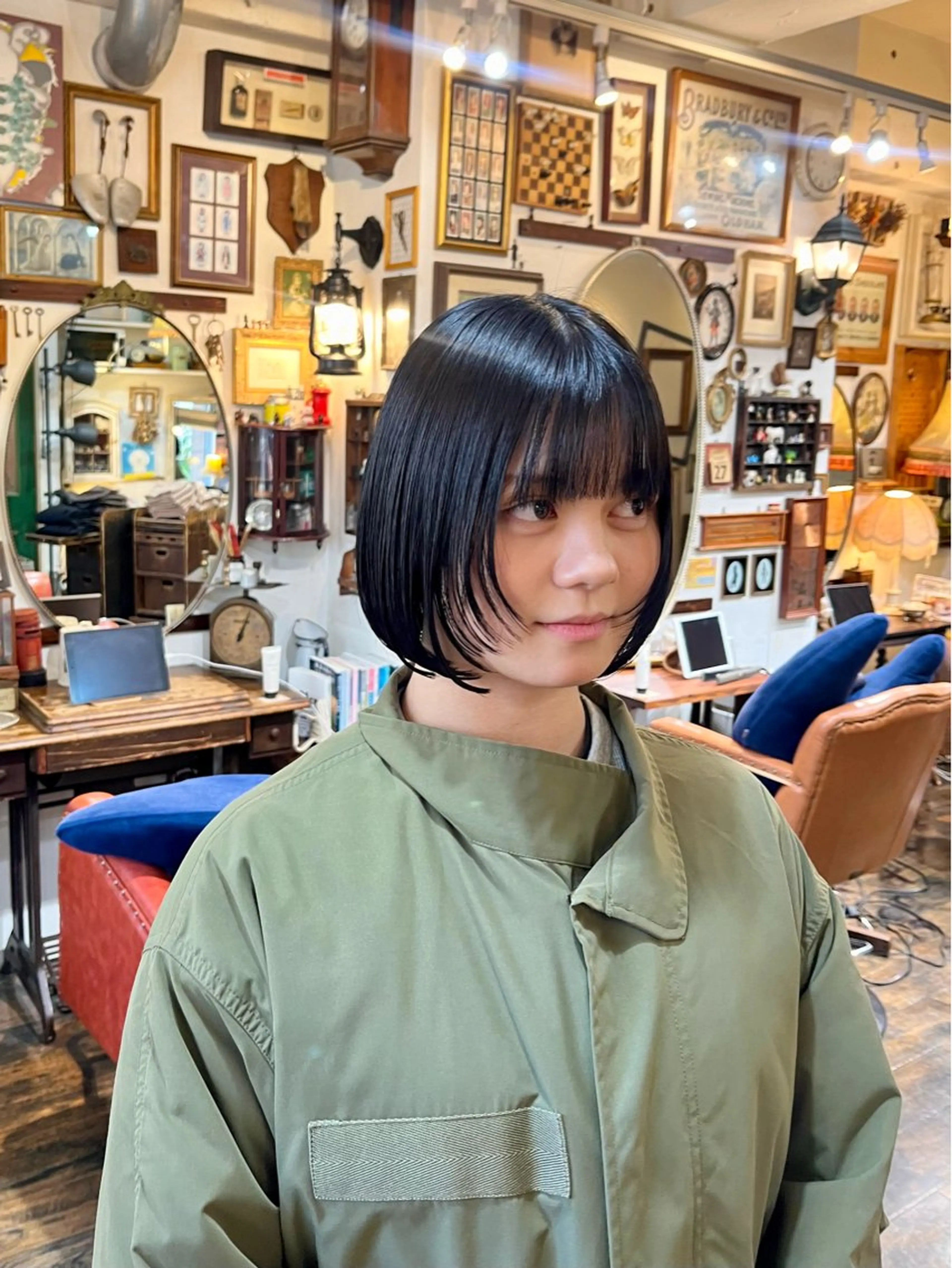 ショート カラー ボブレイヤー ボブ レイヤーカット カット ヘアカラー トリートメント ヘッドスパ 抜け感パーマ/ ショート/緒方椋のヘアスタイル