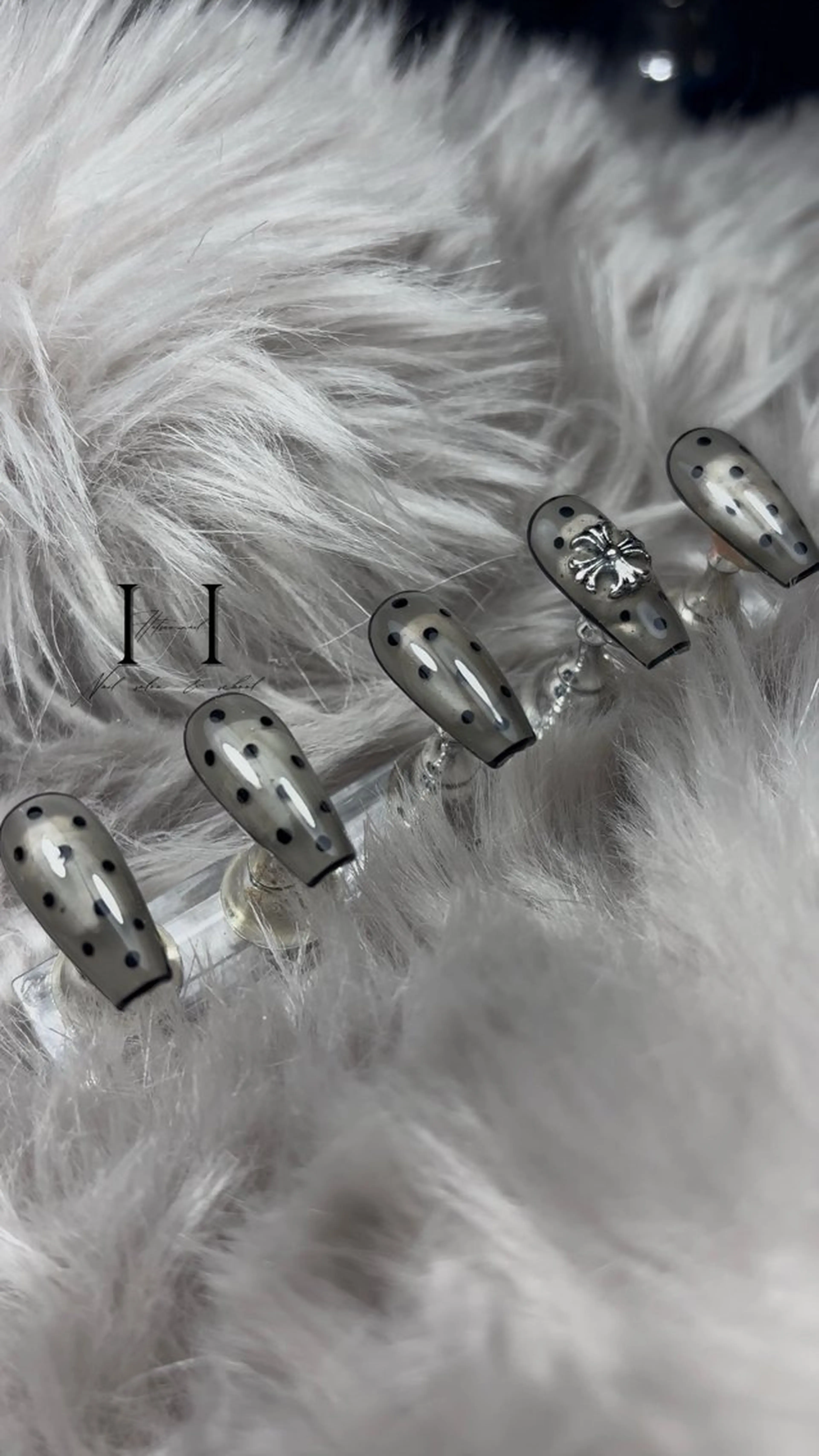 ネイル ドット Hatsuu nail所属・HatsuuNail salonアリスのネイルデザイン