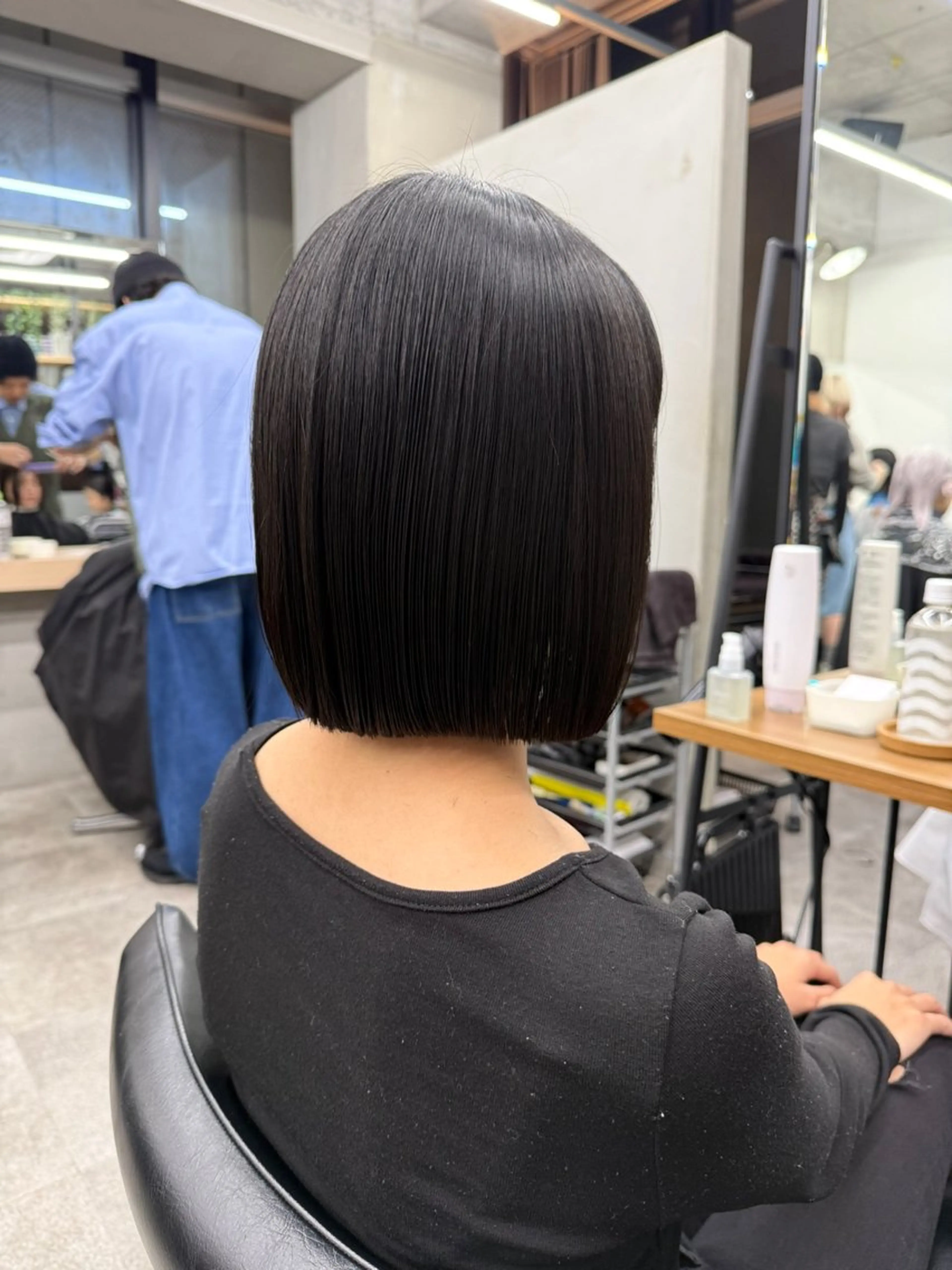 ショート カット ヘアカラー 切りっぱなしボブ/ 小顔ボブNANAのヘアスタイル