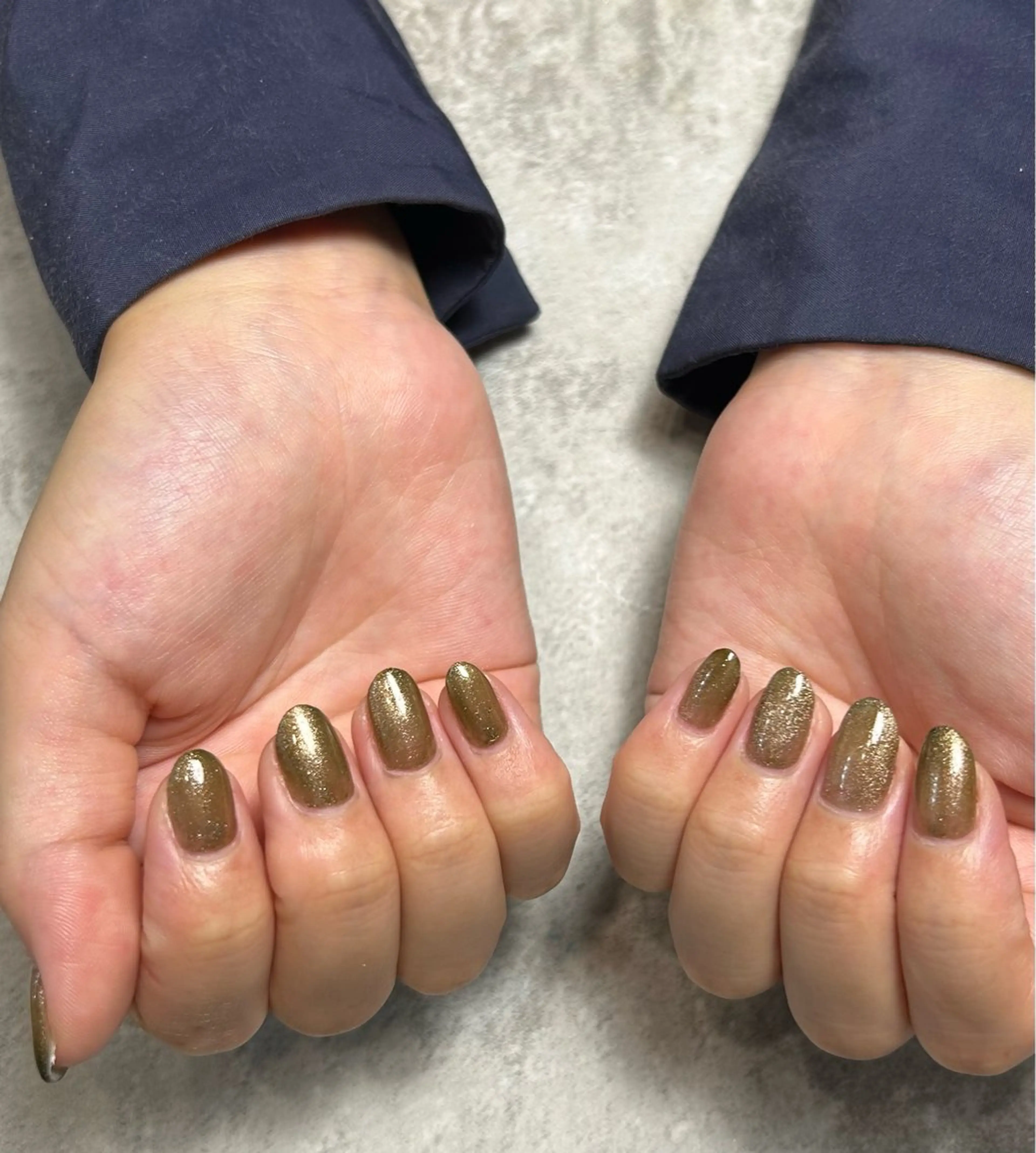 ネイル ゴールド マグネットネイル MEGUMI 🌙WOLTOKYOのネイルデザイン