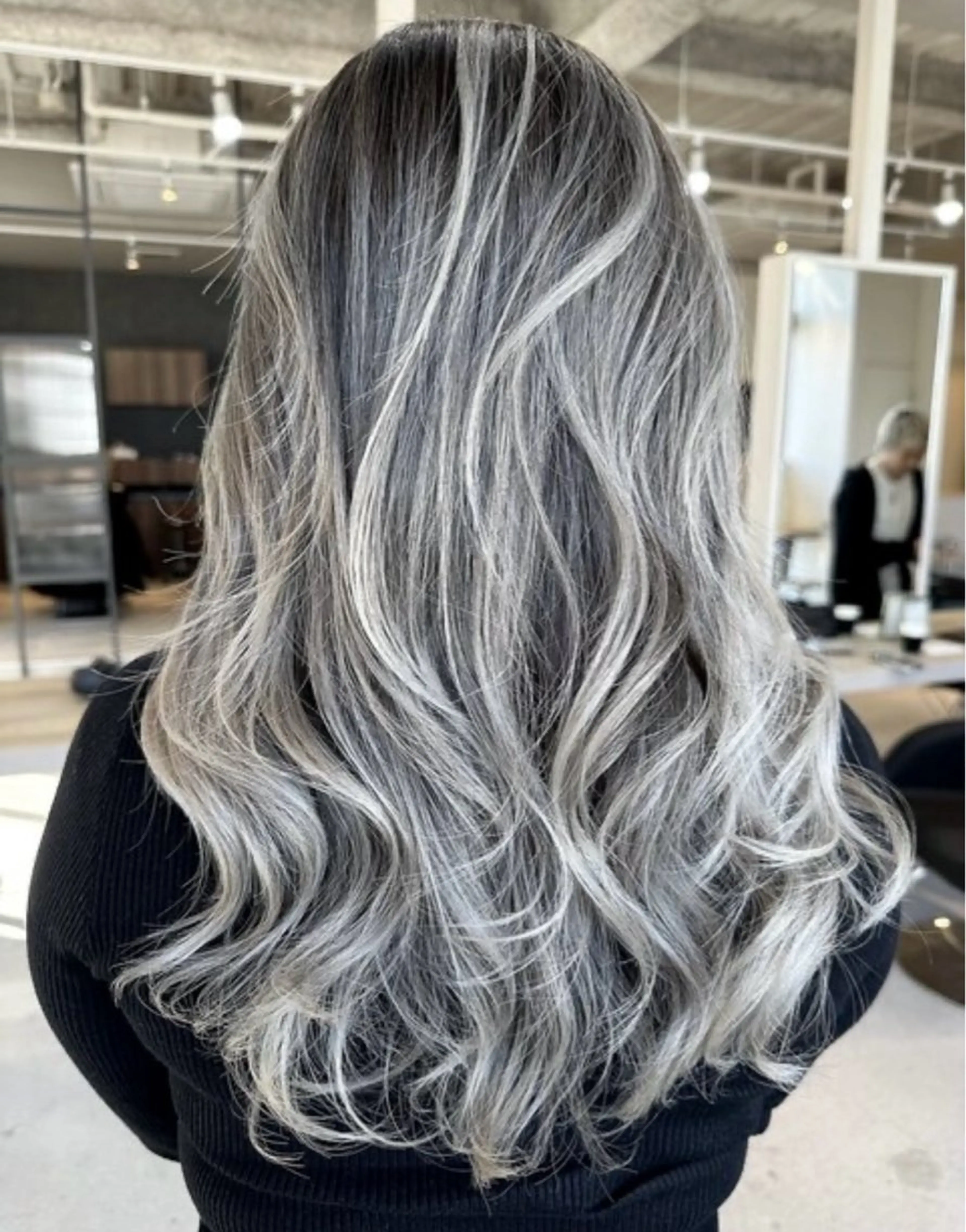 ロング 'oli所属・難波'oli【オリ】 美容室のヘアスタイル