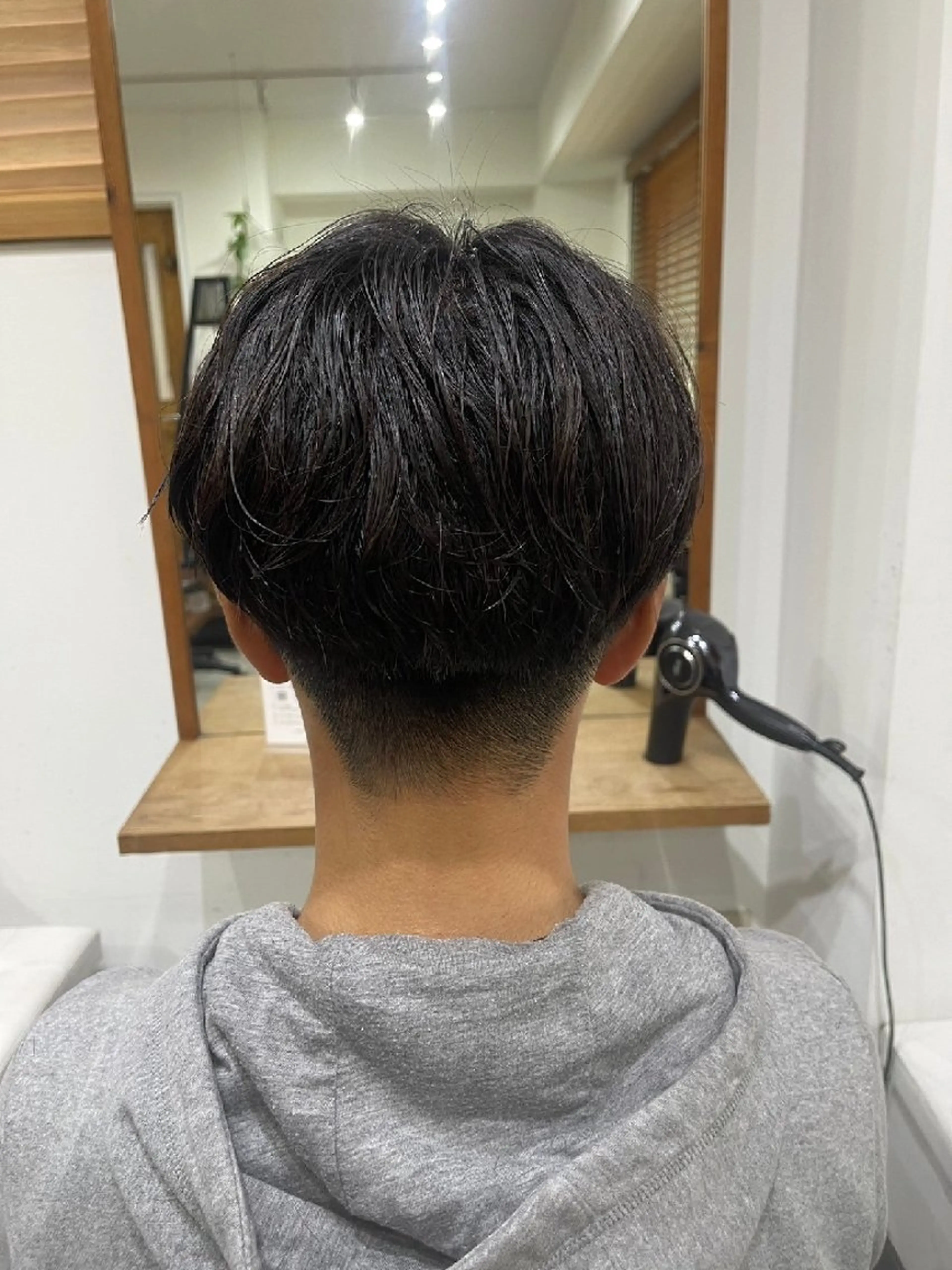 メンズ メンズブリーチ メンズハイトーン メンズインナーカラー メンズパーマ 酸性ストレート 🌈扱いやすいボ ブ特化/Bob🌈のヘアスタイル
