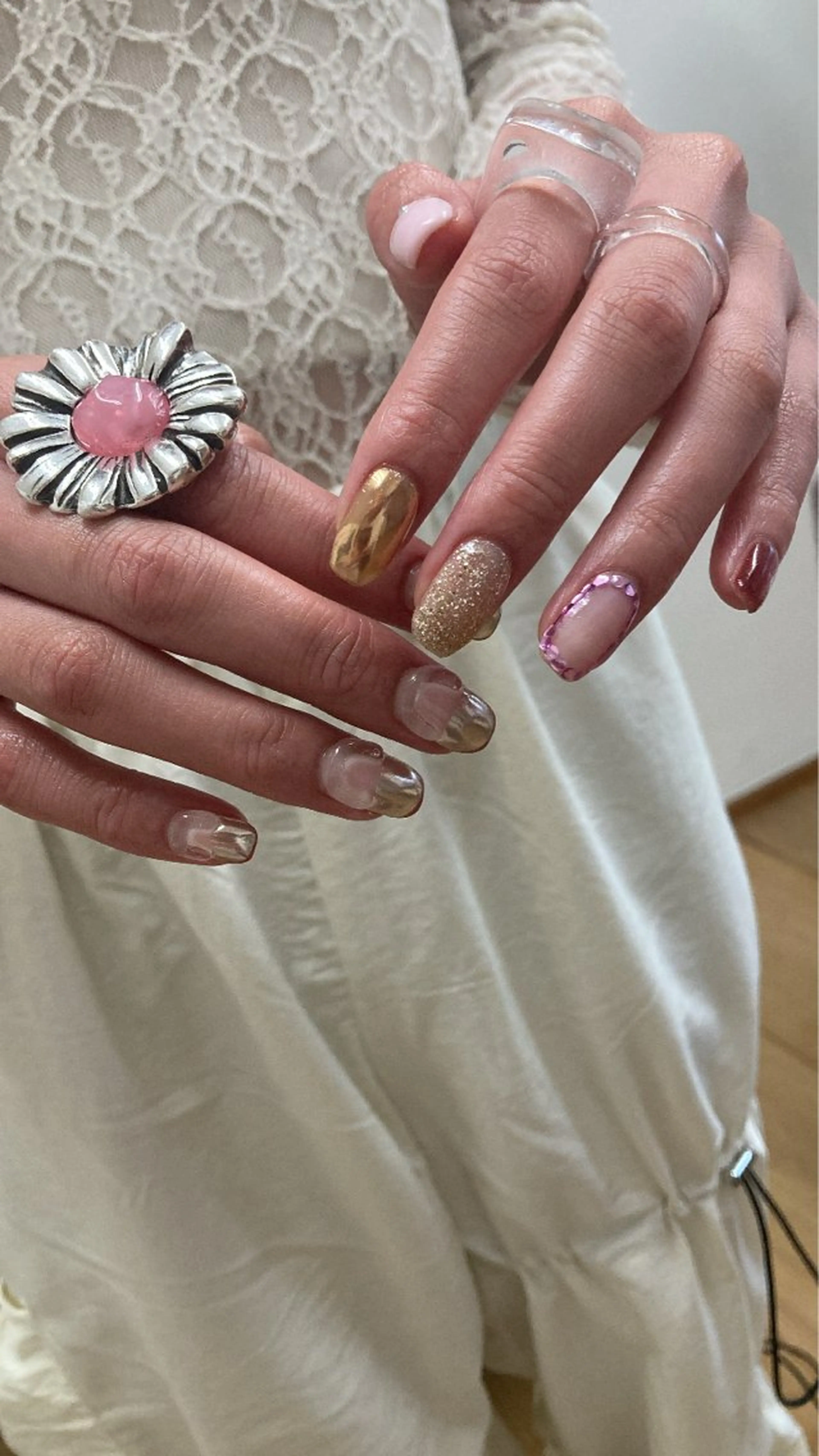 ネイル nailsalon hue所属・小山 羽奈のネイルデザイン