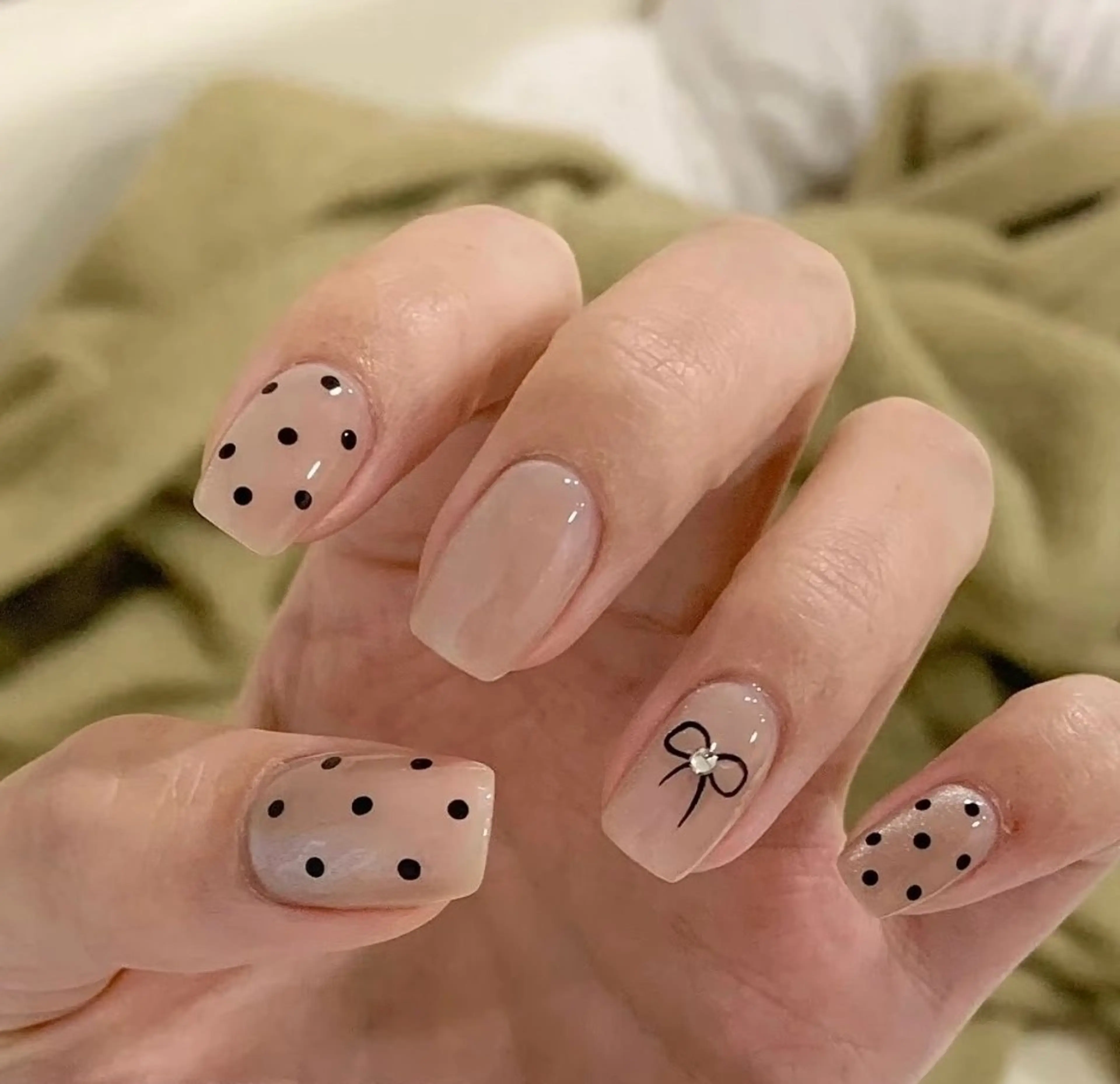 ネイル 高木 維麗絲のネイルデザイン