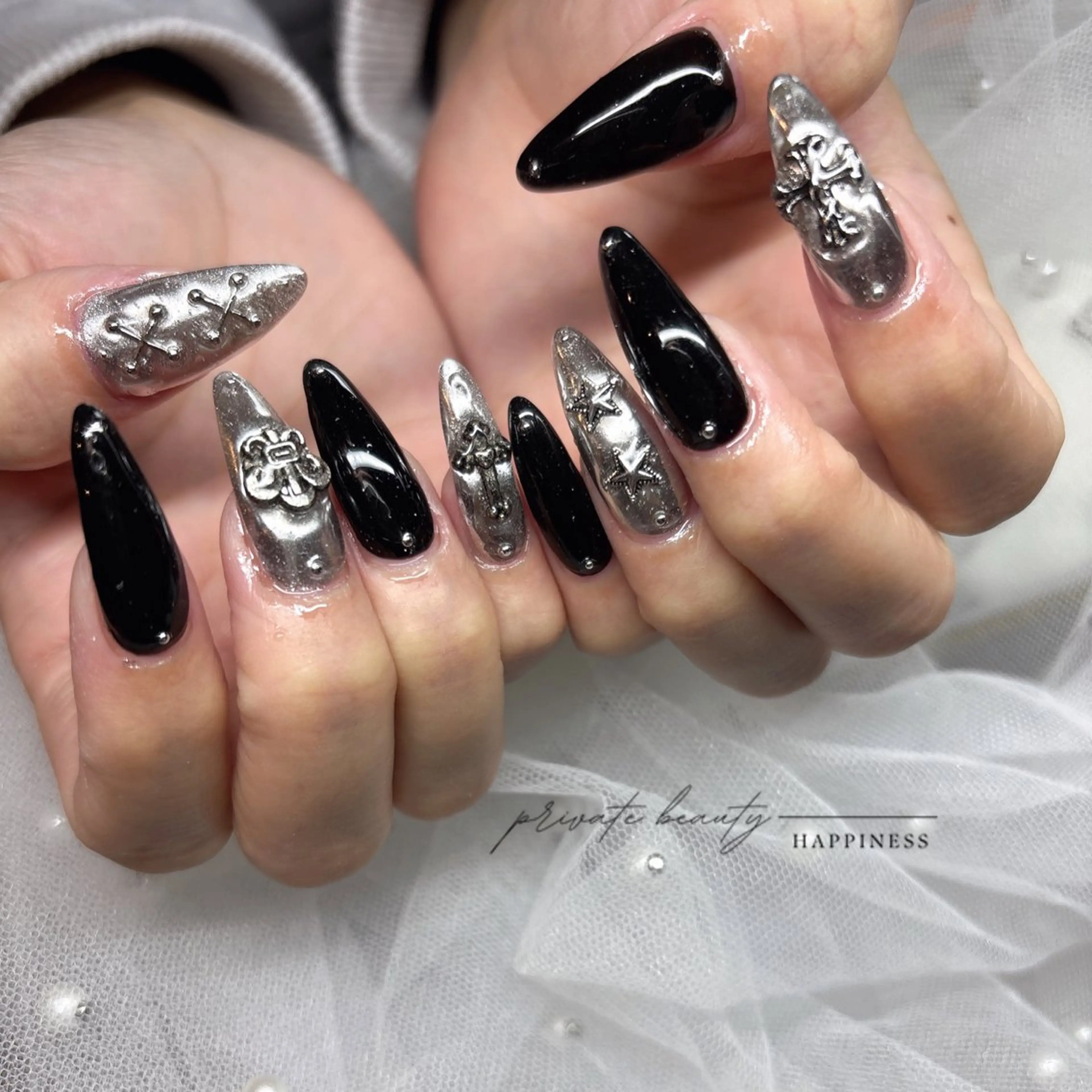 ネイル ハンドネイル happiness nailのネイルデザイン