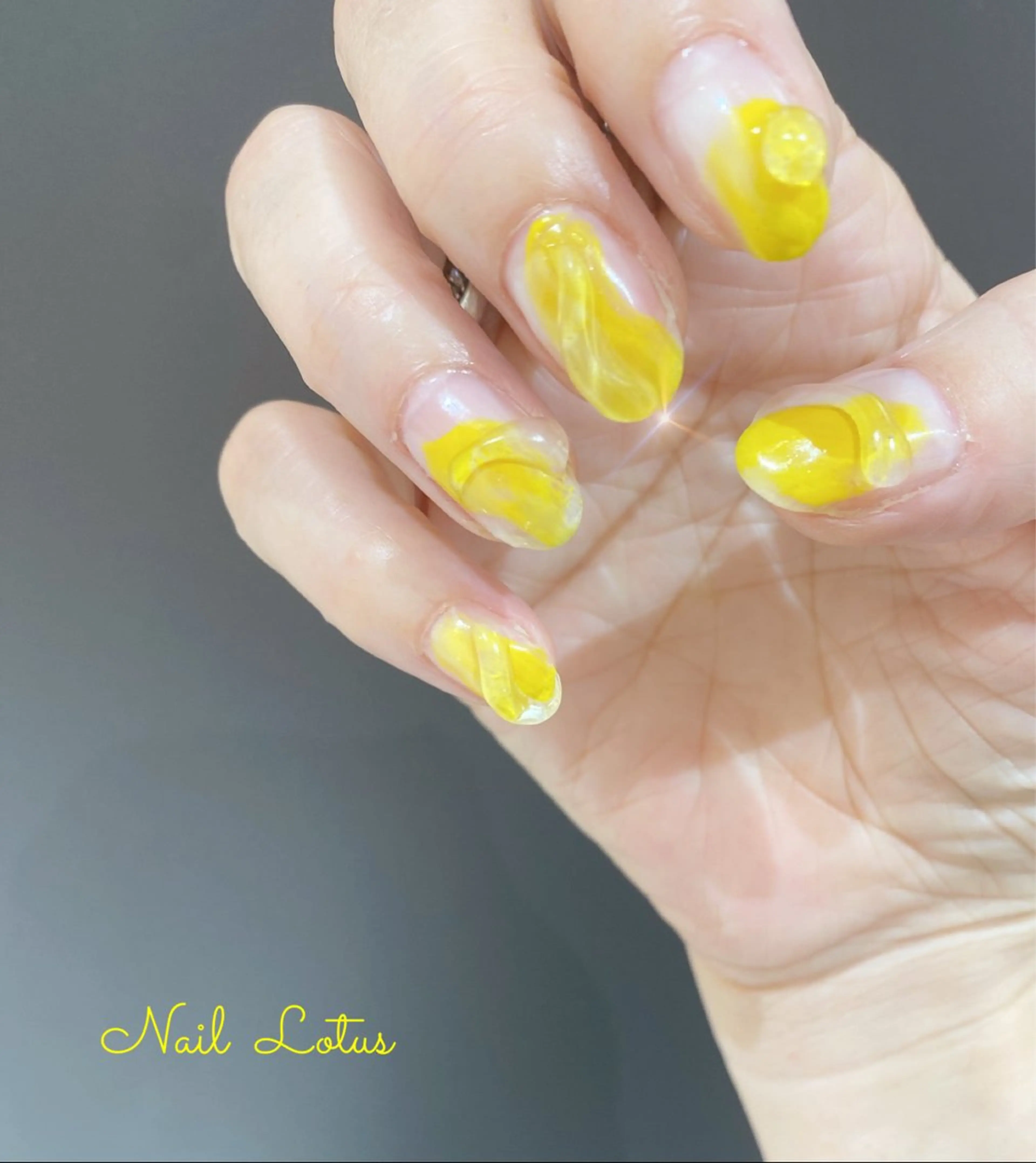 ネイル クリアネイル ぷっくりネイル ハンドネイル ハンドケア ネイル＆脱毛 Lotus🌸のネイルデザイン