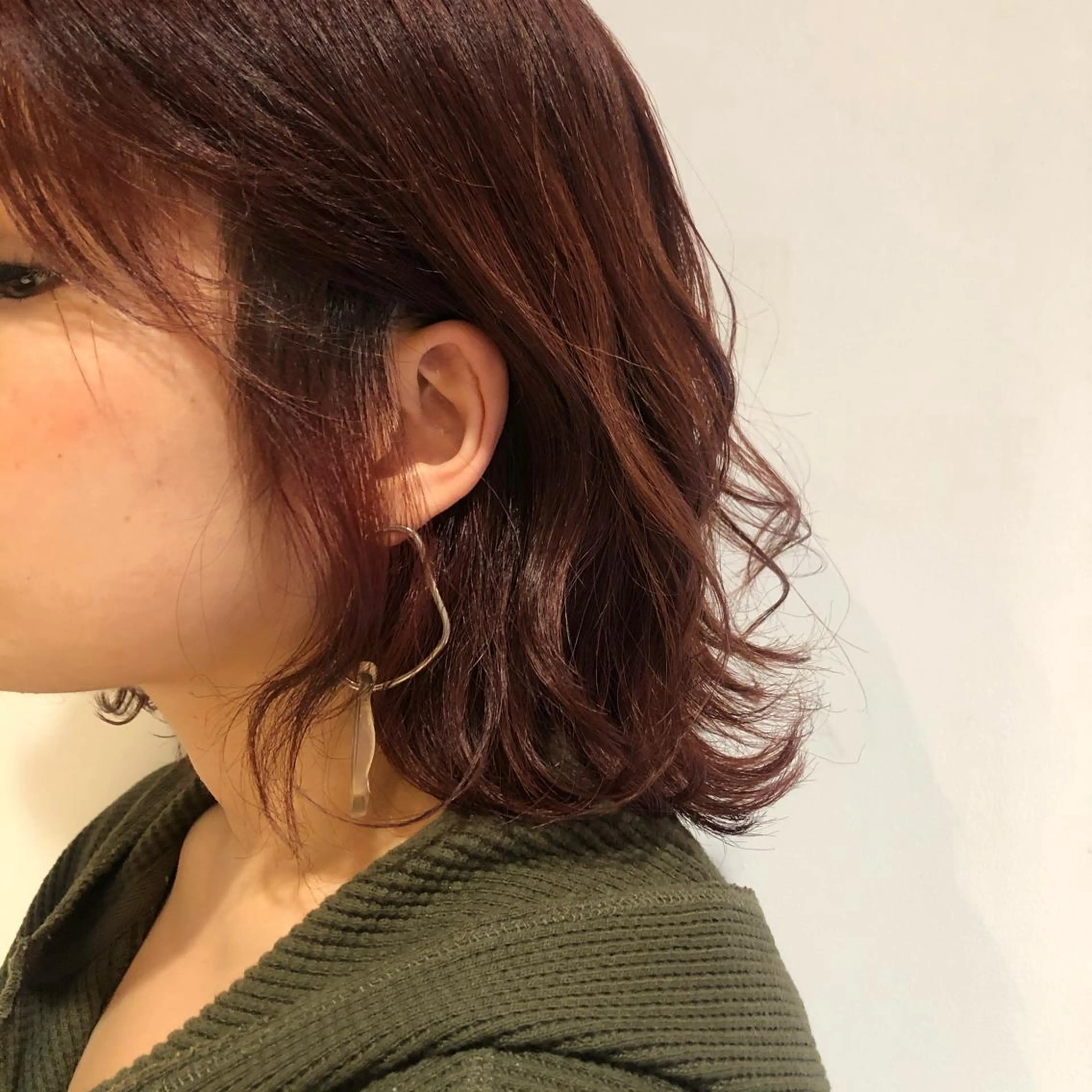 ショート カラー ヘアアレンジ マツエク・マツパ ブリーチ ブラウンカラー レッドカラー レッドブラウン カラーマツエク Noah's　Ark所属・透明感カラー🫧ヘア セット🫧松本菜月の眉毛・アイブロウイメージ