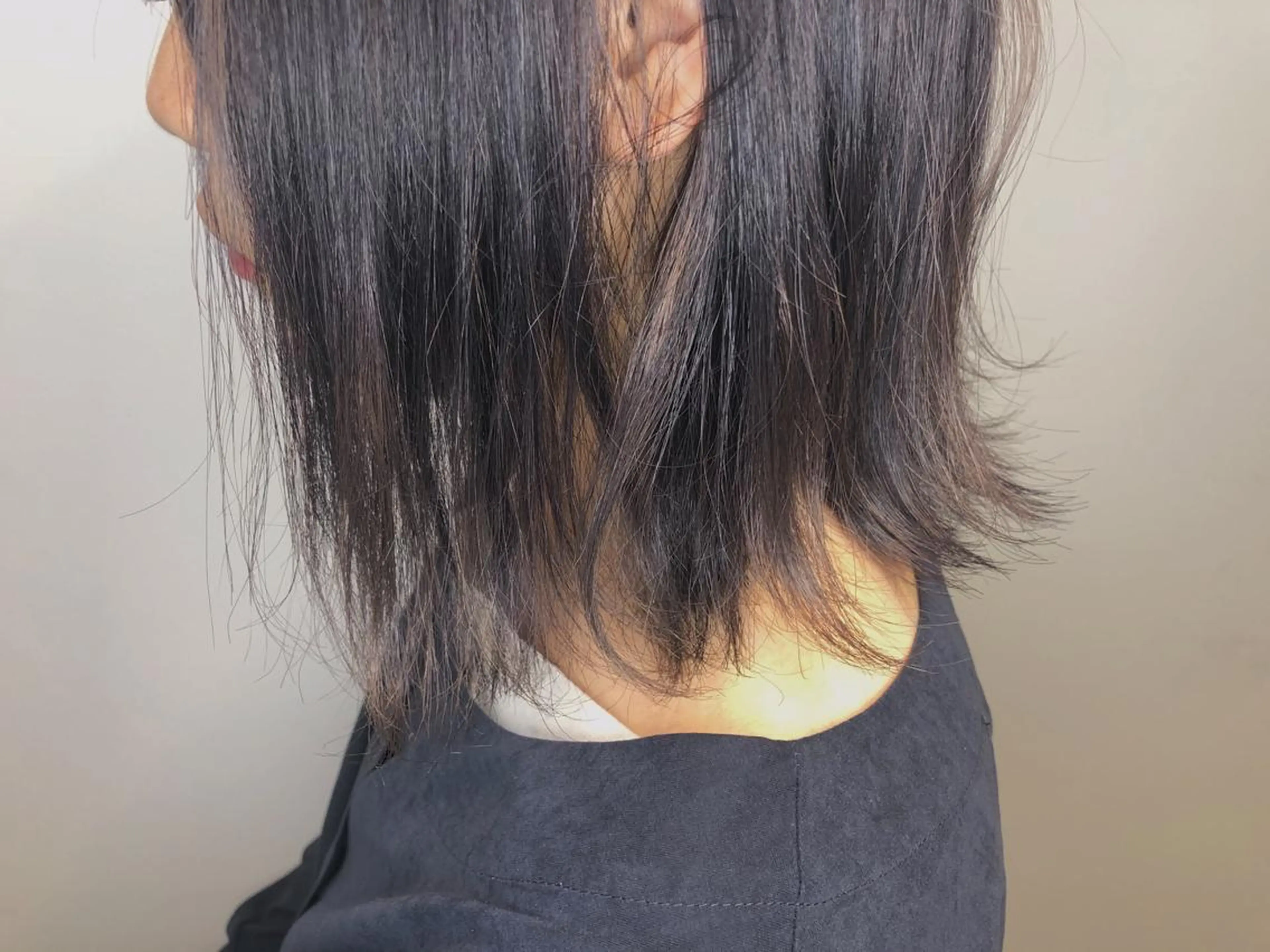 カラー アッシュ ラベンダーカラー ラベンダーアッシュ 中澤 美緒のヘアスタイル