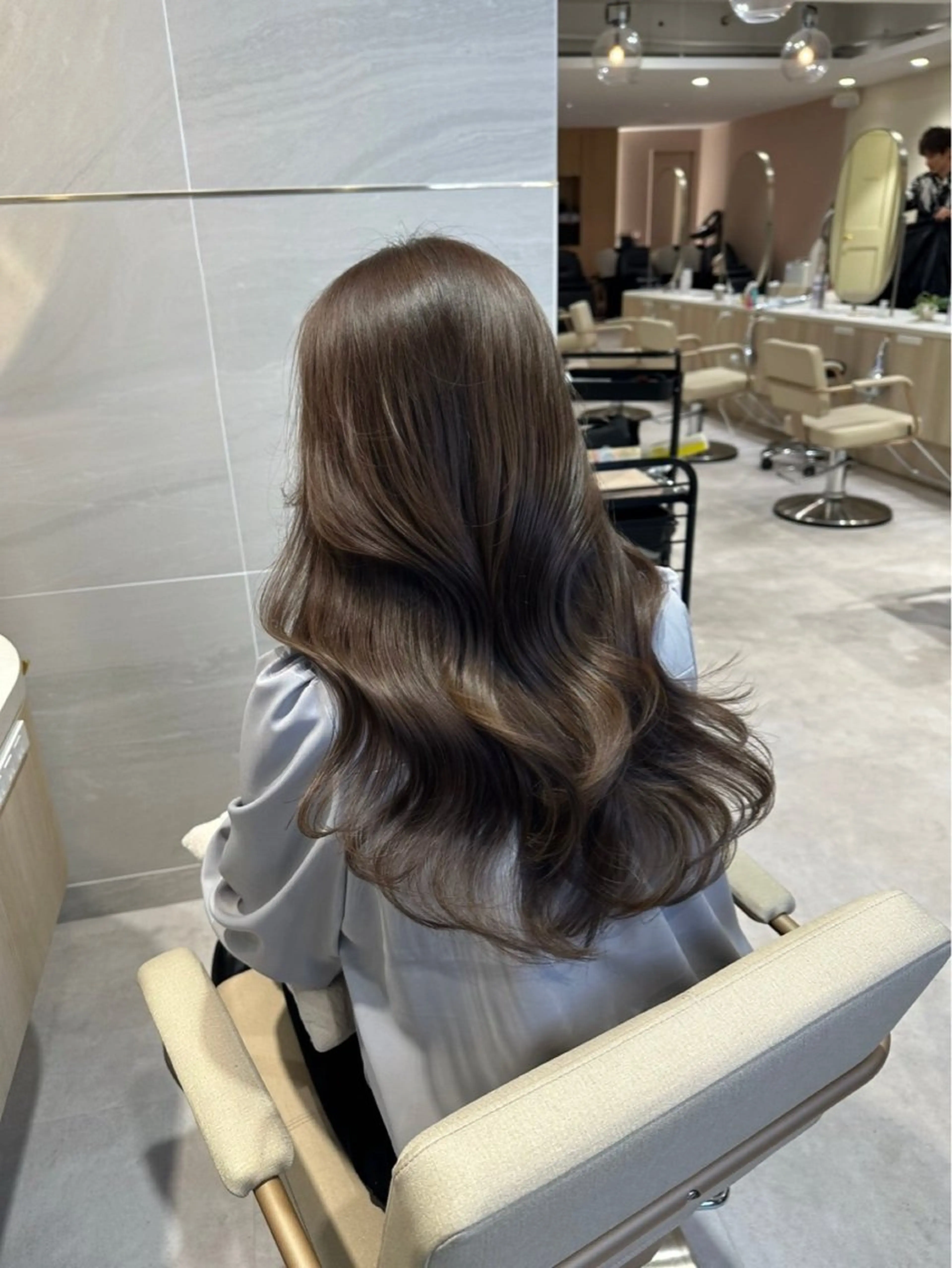 ロング カラー ベージュカラー イルミナカラー シアーベージュ 韓国風ヘア カット ヘアカラー トリートメント ブリーチなしダブル カラー🧸🐺陽介のヘアスタイル