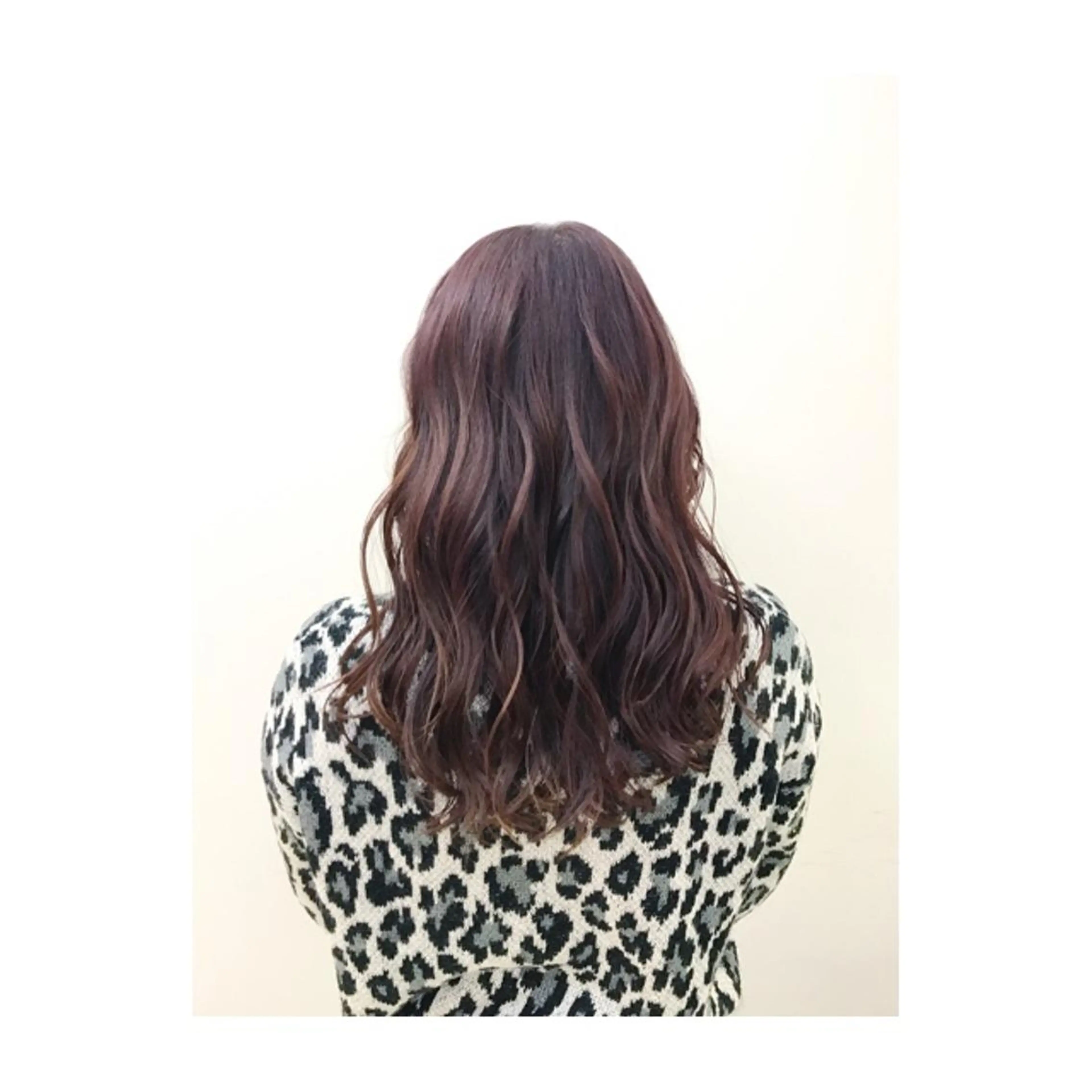 ミディアム カラー 永岡 鉄平のヘアスタイル