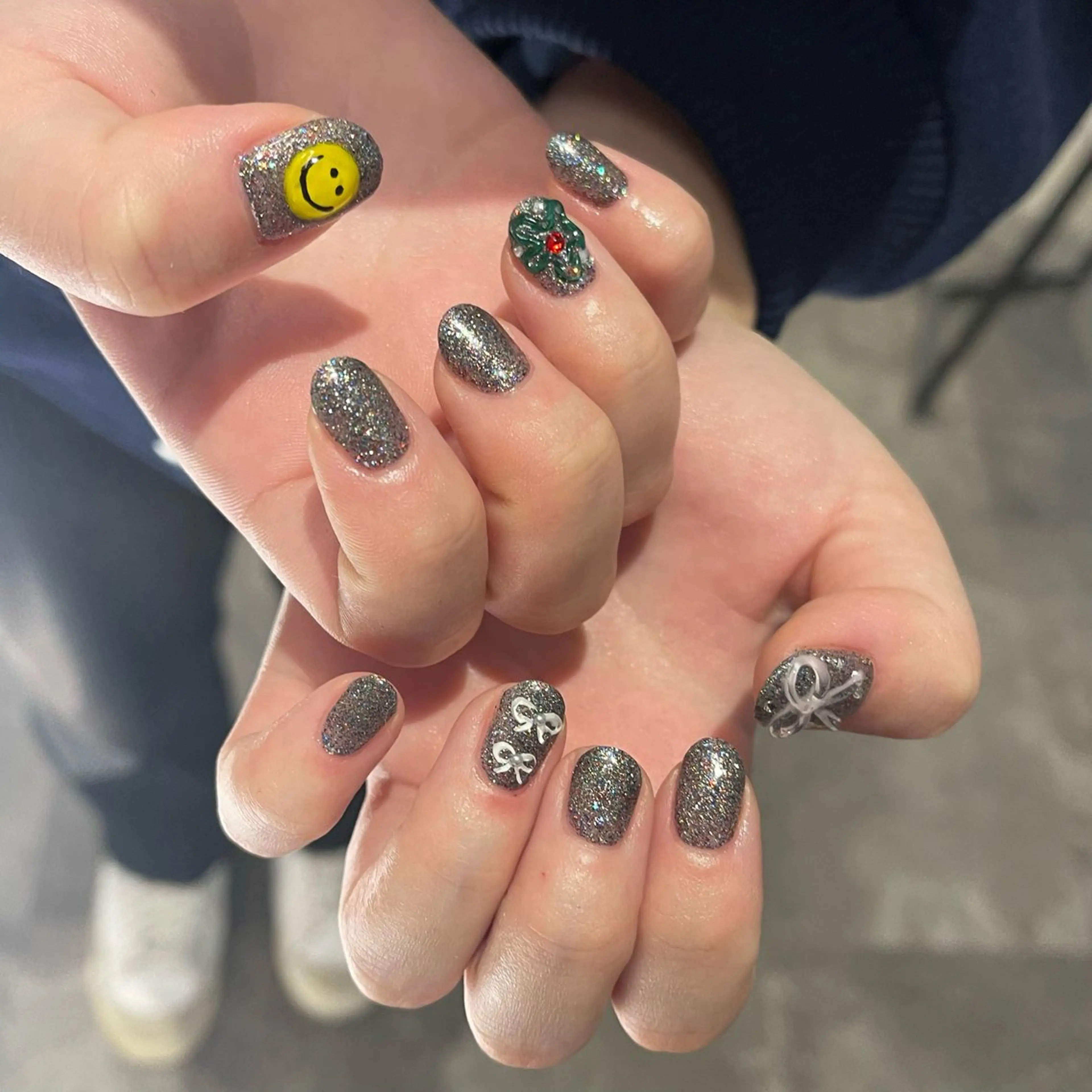 ネイル ハンドネイル chihiro 🗽のネイルデザイン