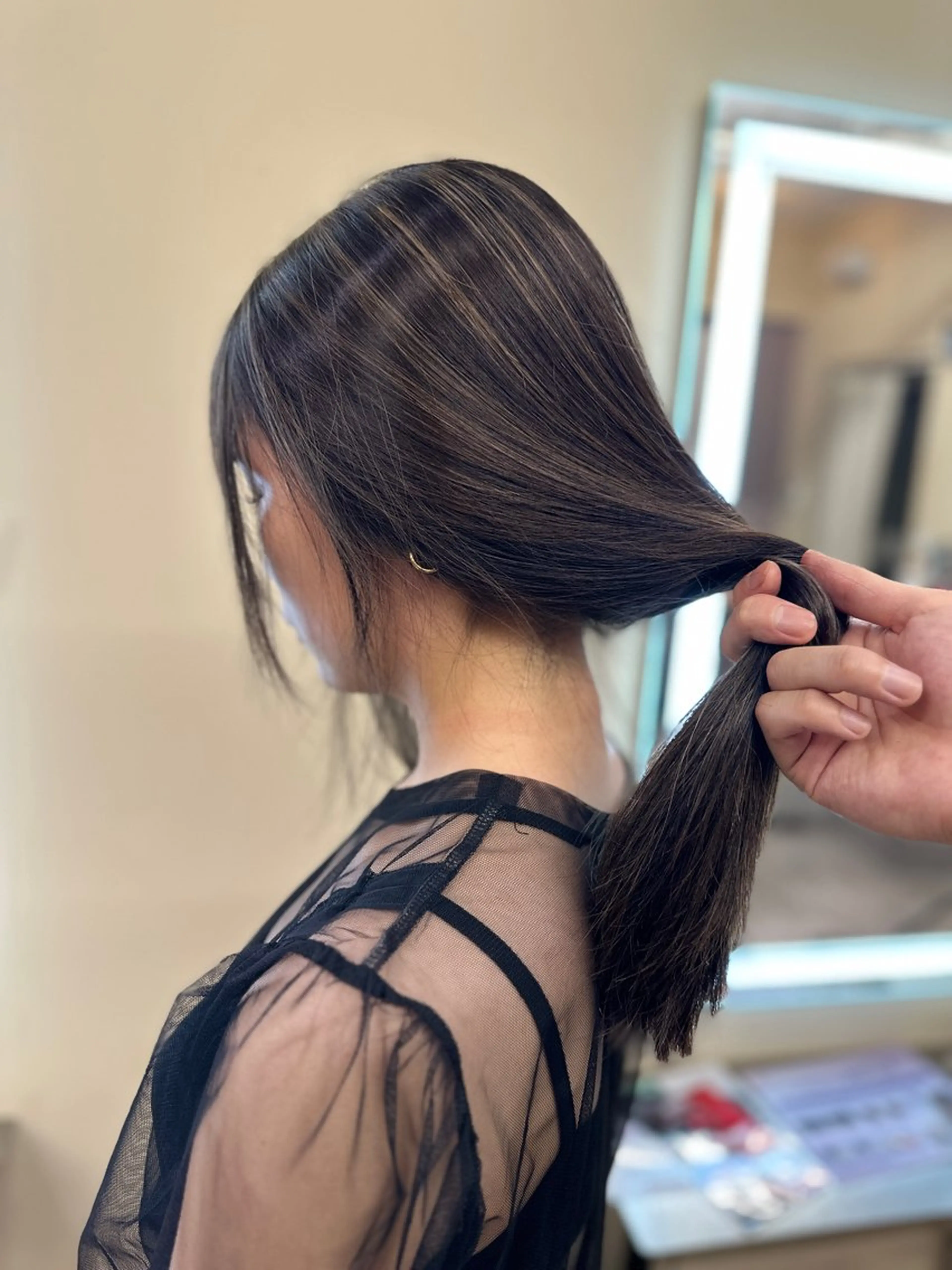 ロング カラー アディクシーカラー バレイヤージュ ブリーチ デザインカラー ダブルカラー ヘアカラー トリートメント レイヤーカット nude ヘア大和のヘアスタイル