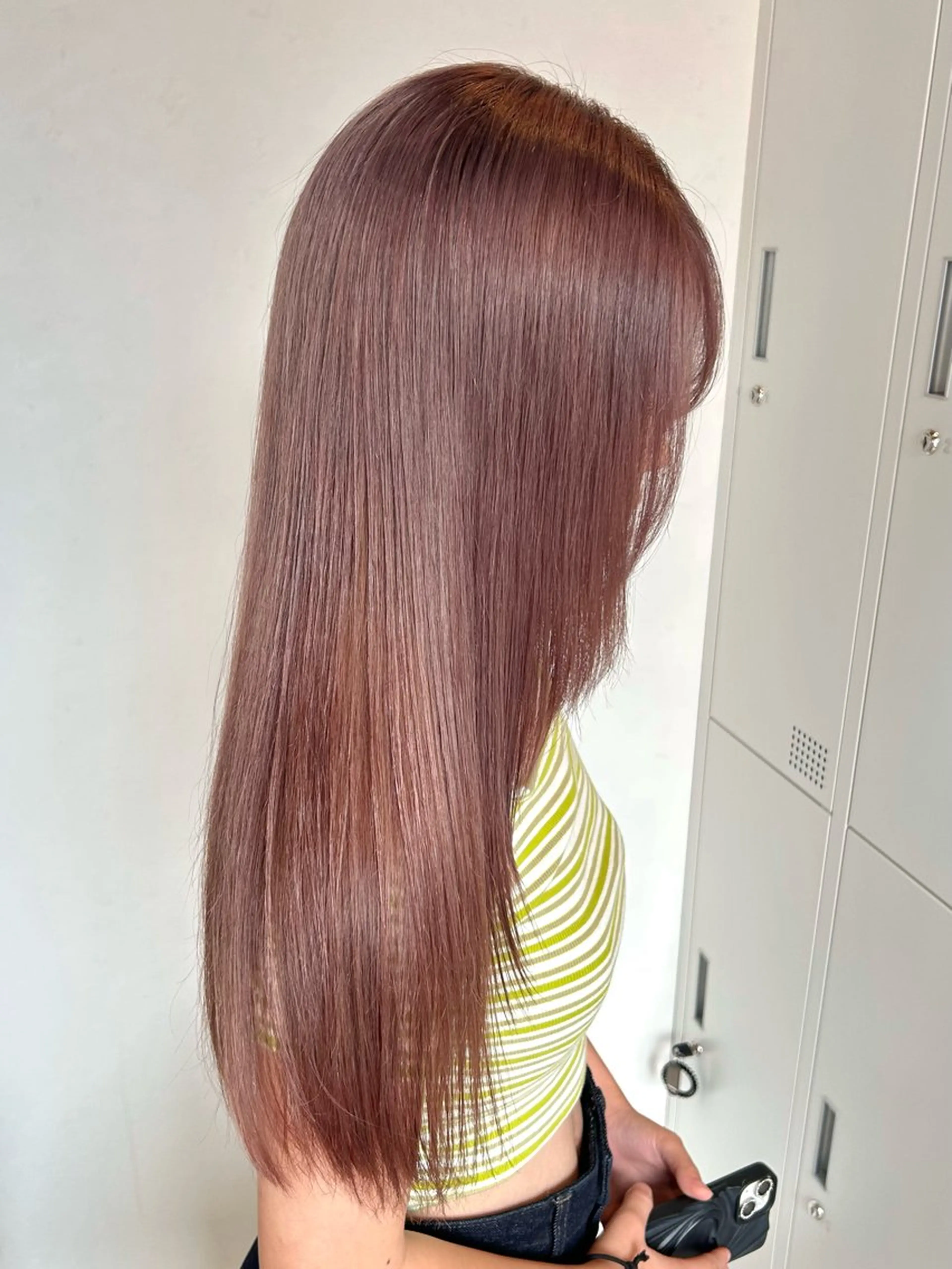 ロング カラー ベージュカラー ピンクカラー ピンクベージュ カット ヘアカラー トリートメント 髪質改善/レイヤー/ ハイトーン/まなみのヘアスタイル