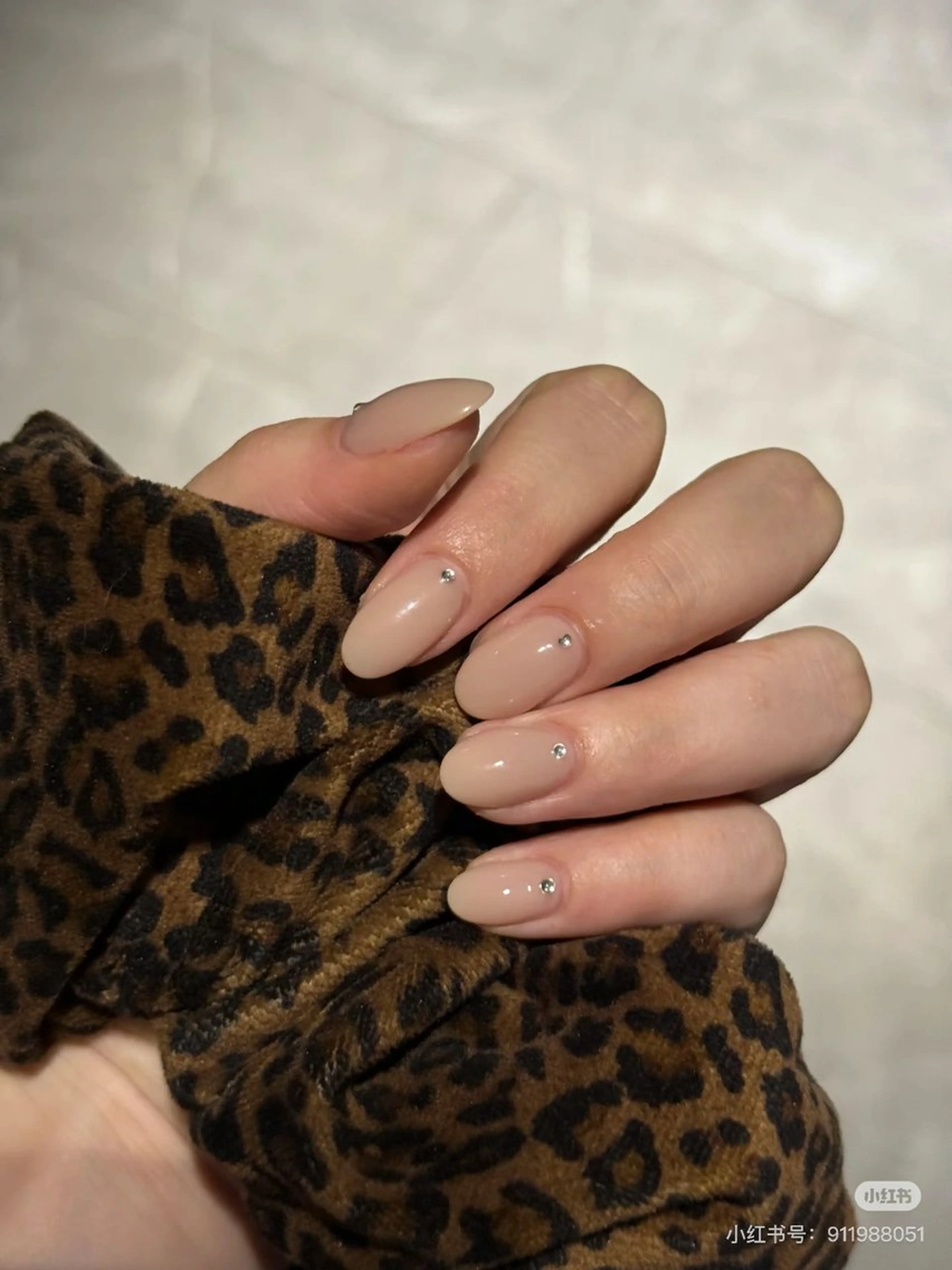 ネイル ハンドネイル チョウ 🦋のネイルデザイン