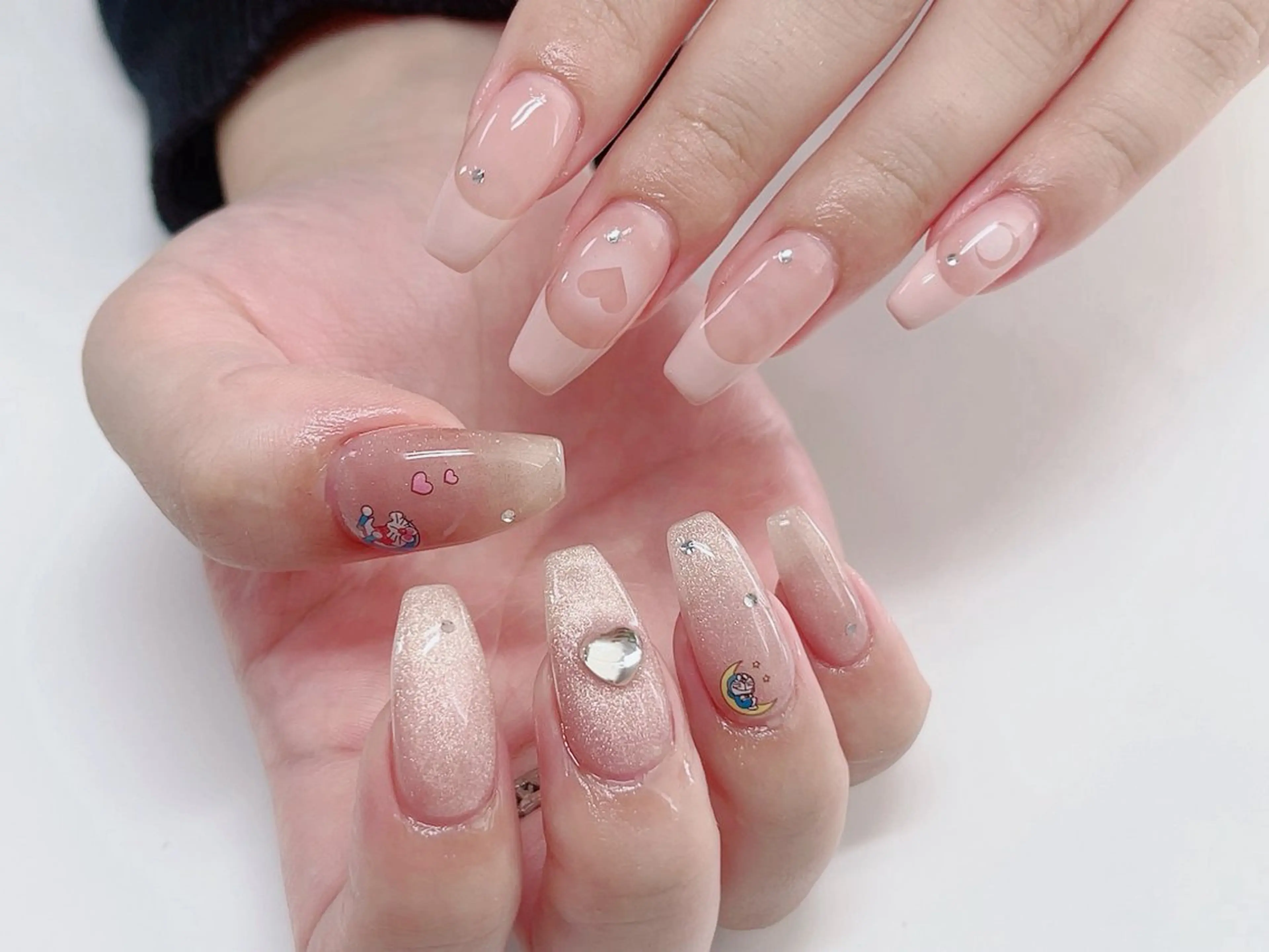 ネイル ハンドネイル か な🧚‍♀️のネイルデザイン