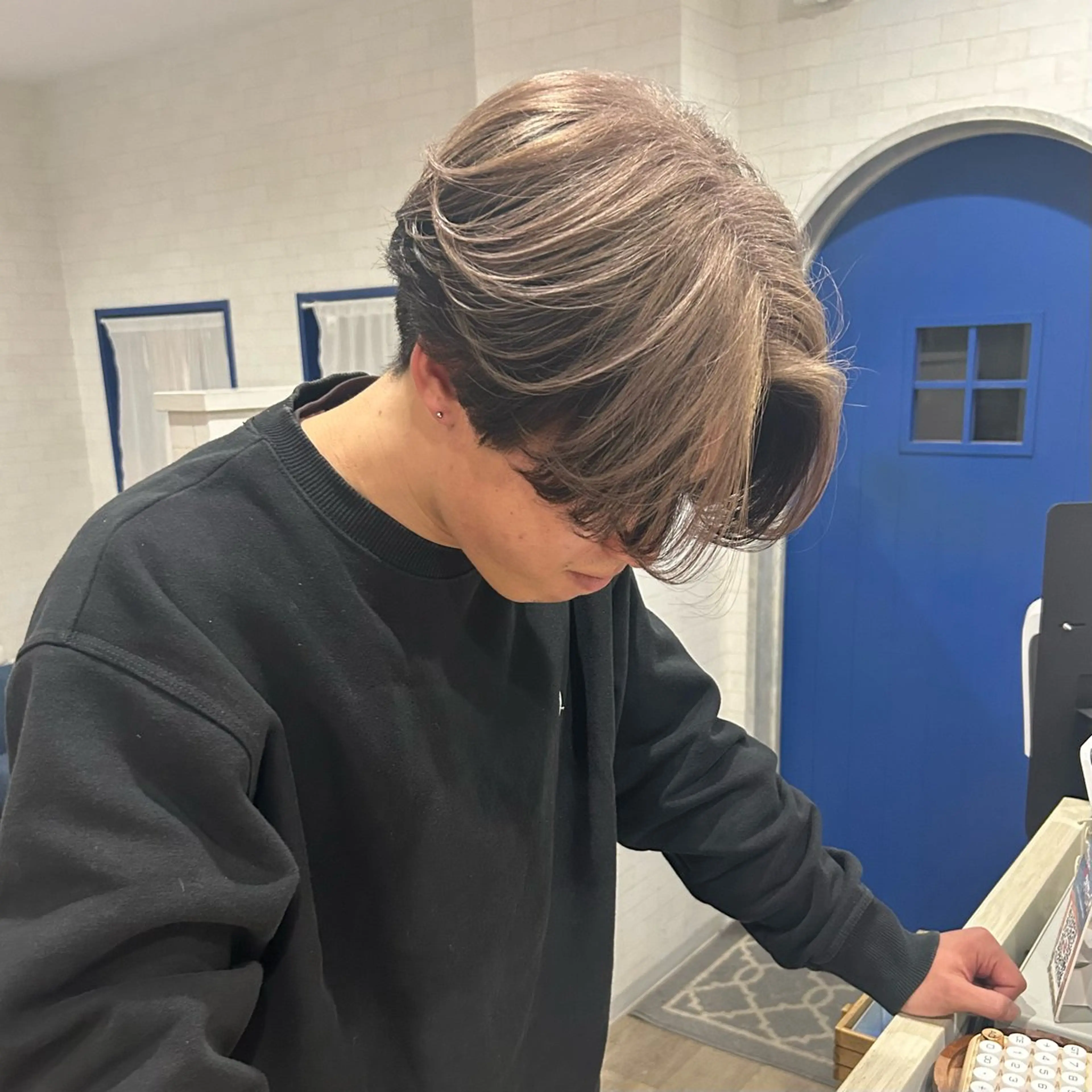 カラー CHEMIR所属・山川 由來のヘアスタイル