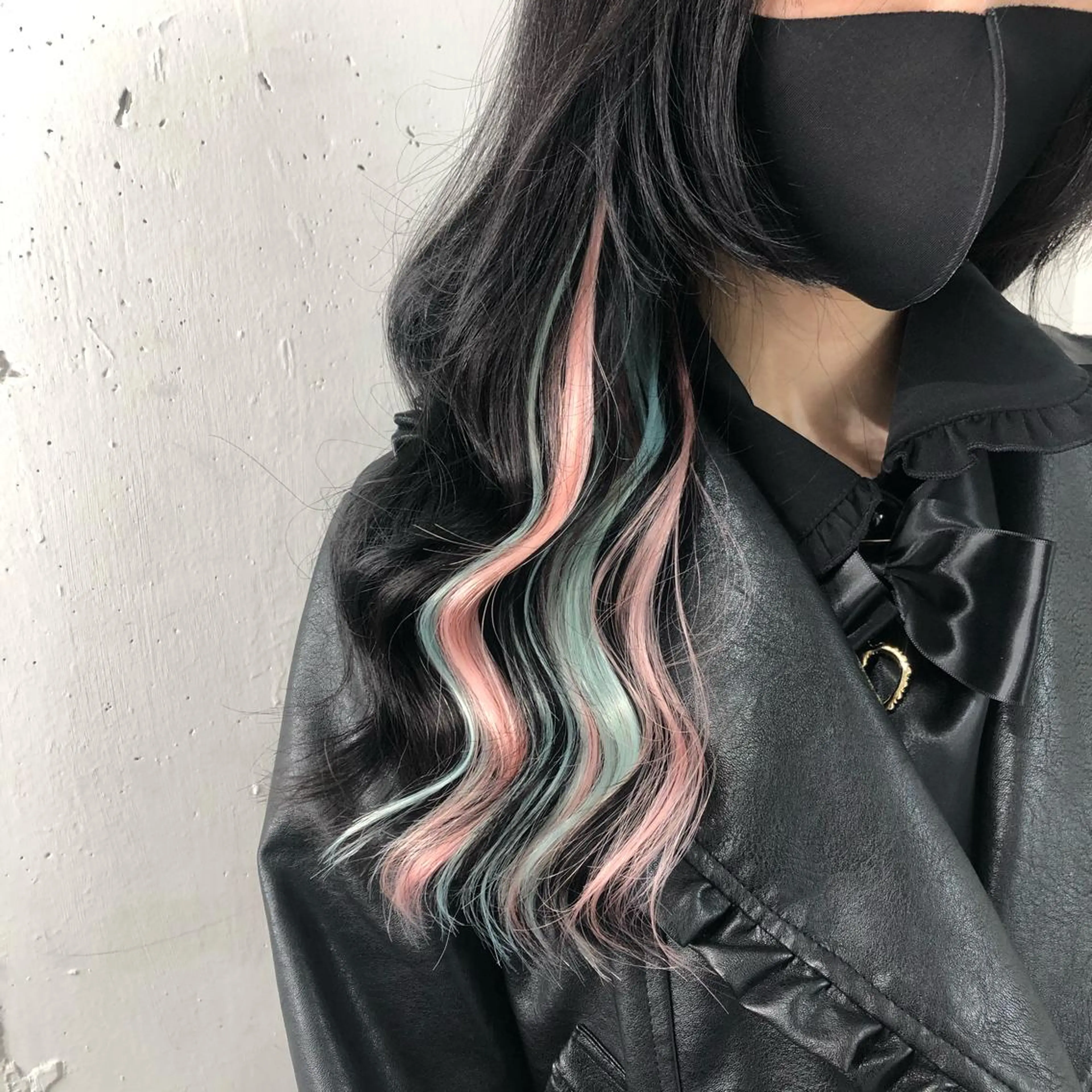 ロング カラー パーマ ヘアアレンジ 八巻 晴香のヘアスタイル