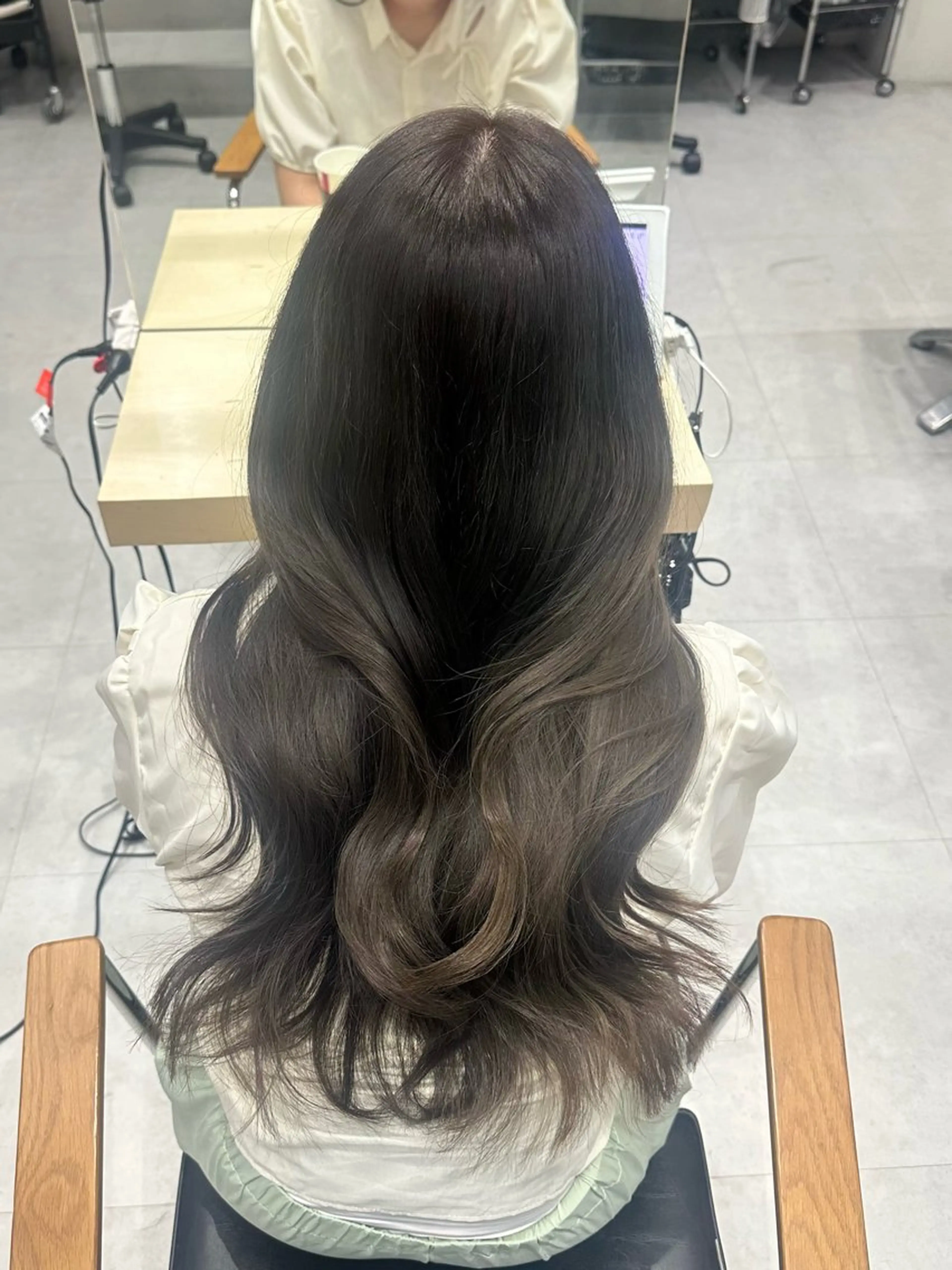 ロング カラー グレージュ オリーブグレージュ オリーブグレー カット ヘアカラー Rei /透明感×韓国ヘアのヘアスタイル