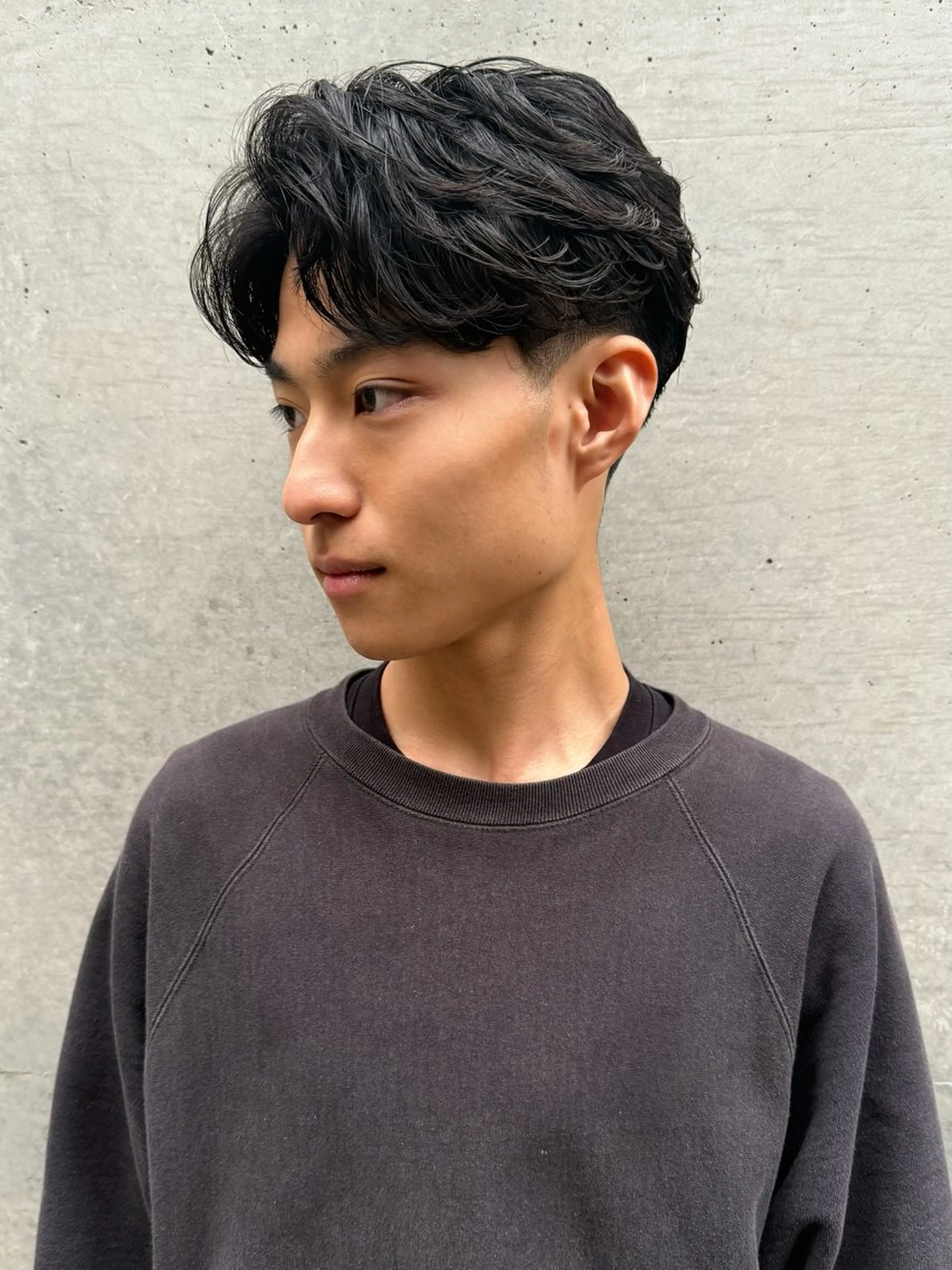 ショート パーマ メンズ フェザーパーマ メンズパーマ カット パーマ 似合わせパーマ フェザーパーマ稲村のヘアスタイル