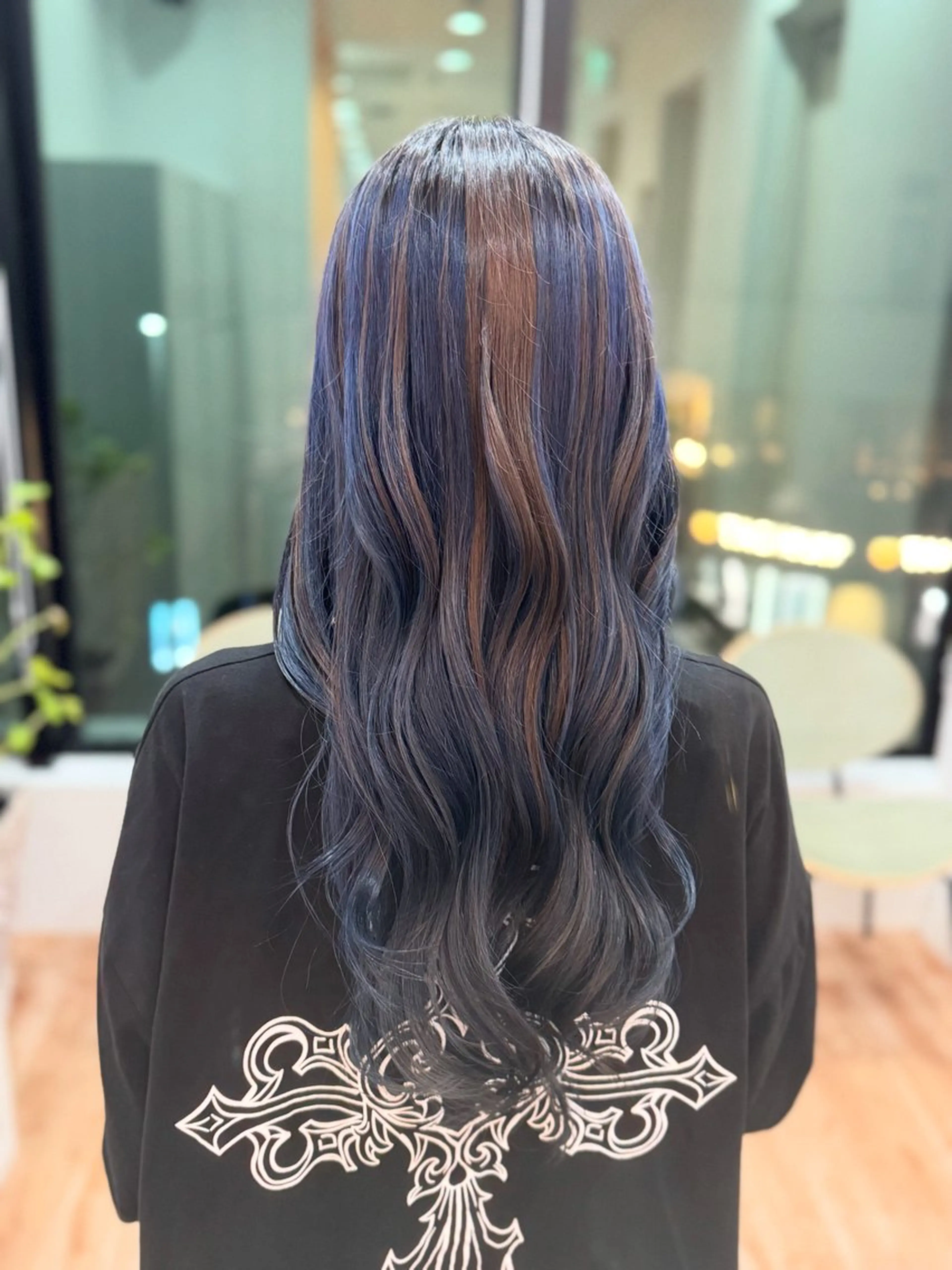 ロング カラー インナーカラー ヘアカラー トリートメント little 並木通り店所属・川中 琉以のヘアスタイル
