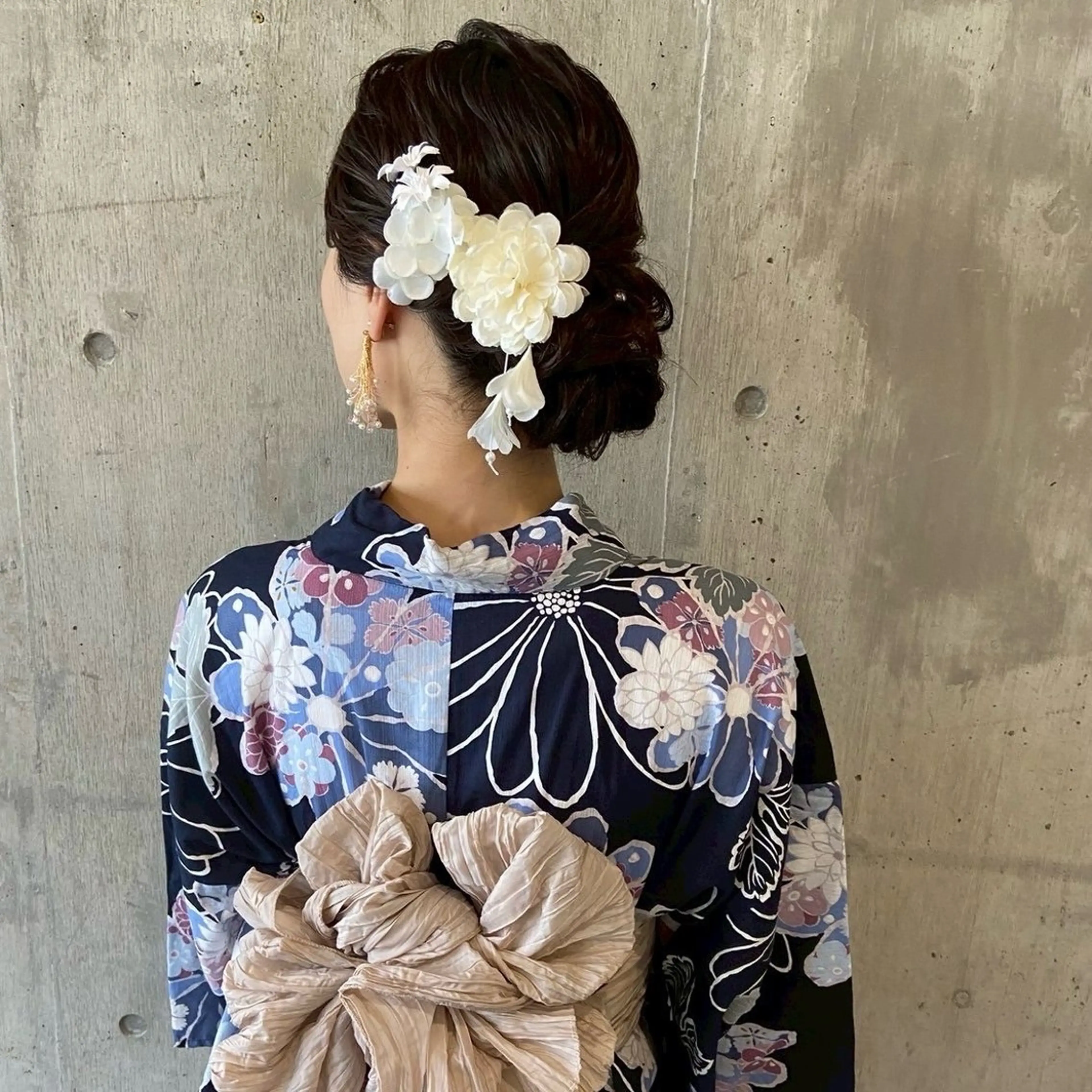 🎀【土日祝7:00​〜​16:00限定】浴衣着付け＋お任せヘアセット🎀の写真