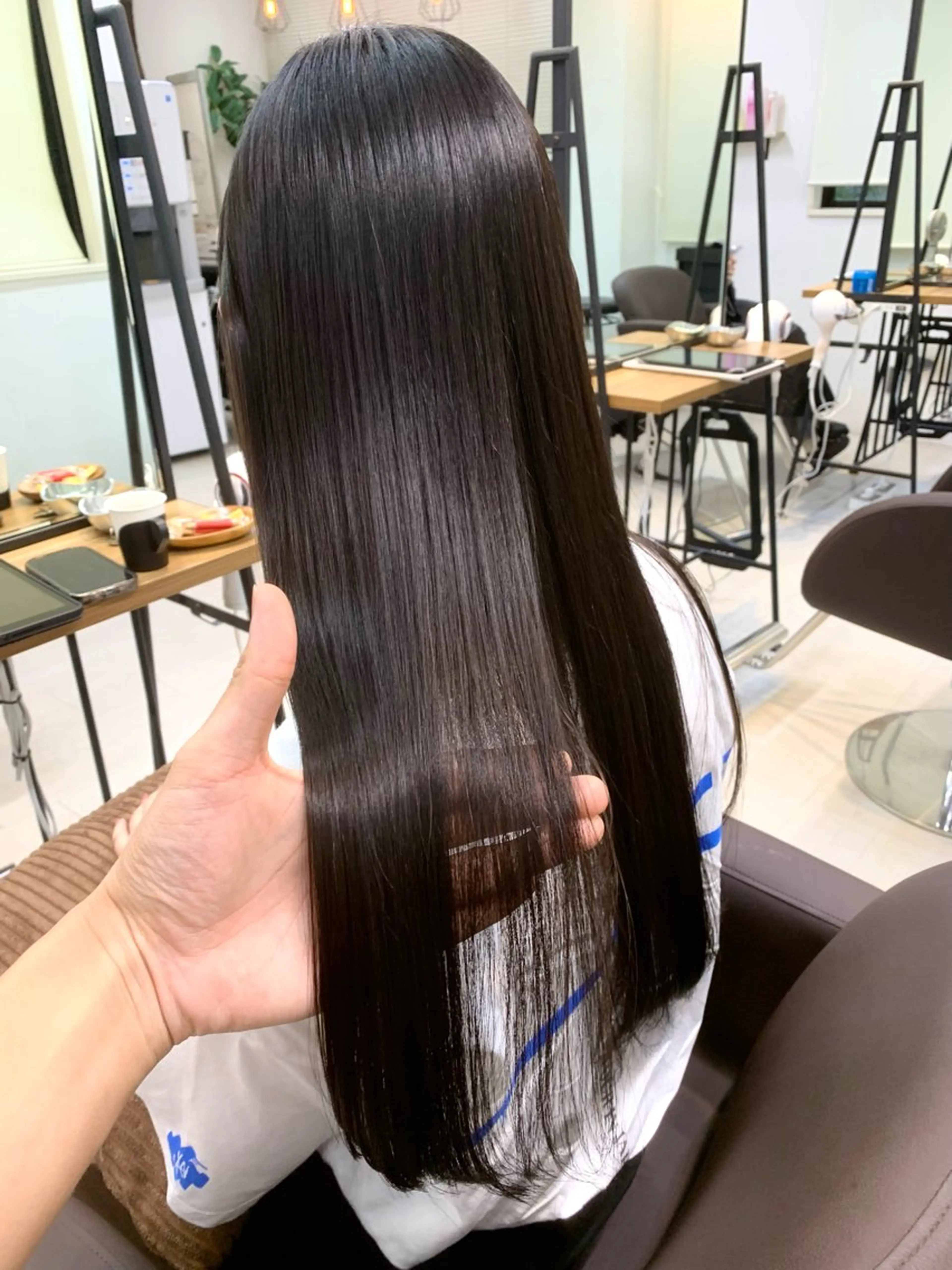 ロング カラー カット ヘアカラー 縮毛矯正 トリートメント 前田 健太のヘアスタイル