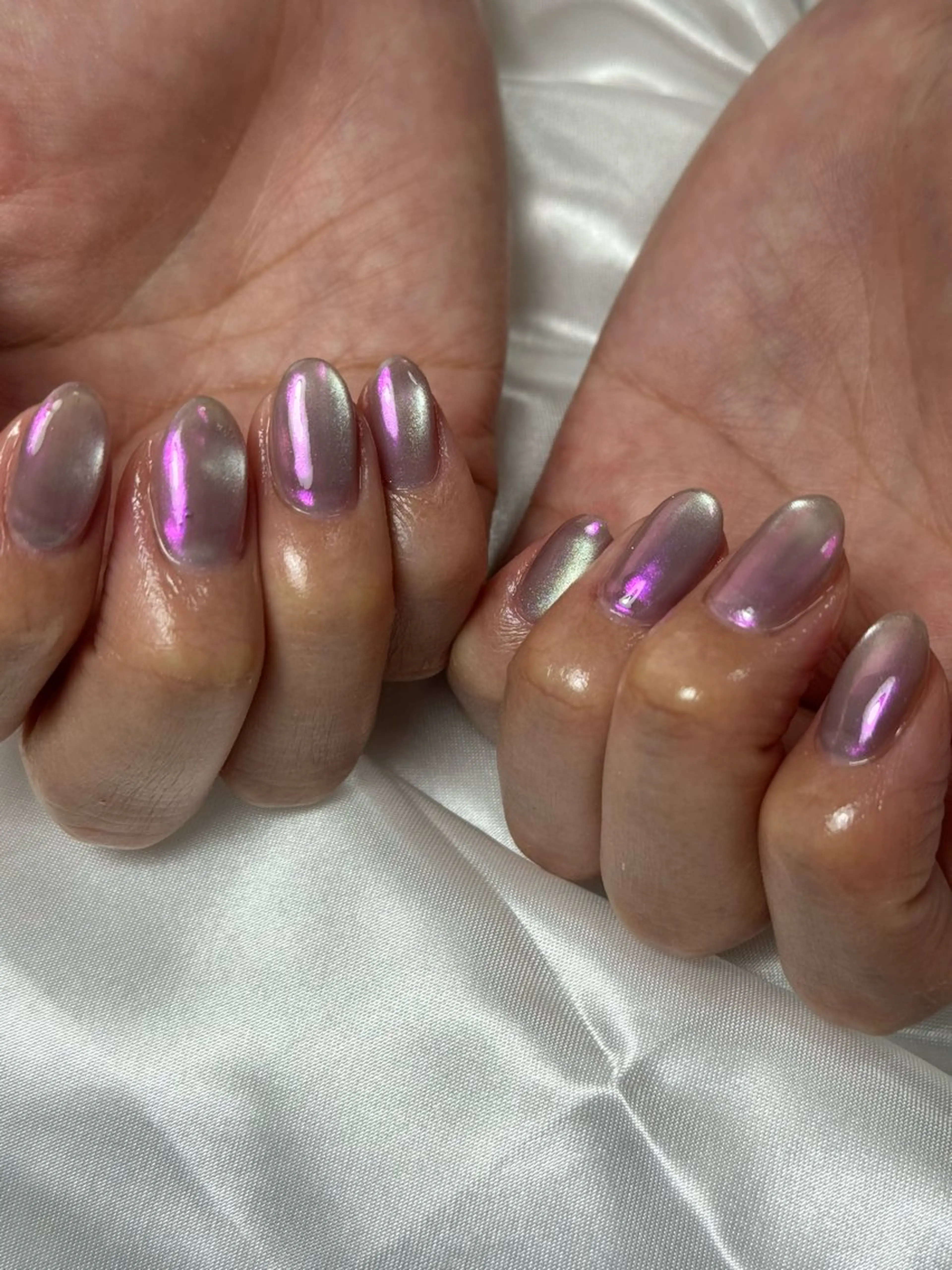 ネイル オーロラネイル ジェルネイル 氷ネイル・うるうるネイル マグネットネイル ミラーネイル ハンドネイル flowers nailのネイルデザイン