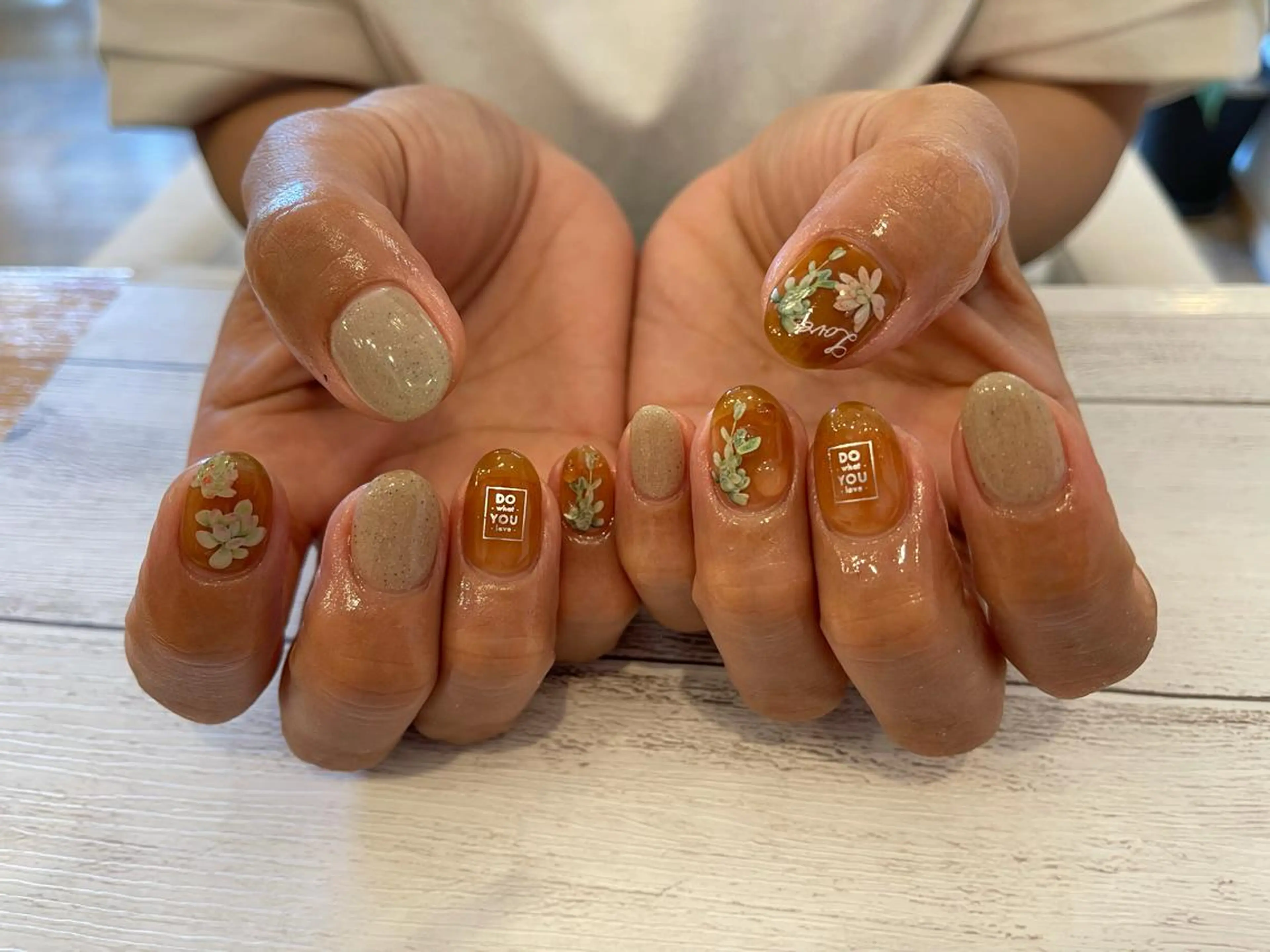 ネイル 持ち込み NAIL Alaia 𓇼SHIORIのネイルデザイン