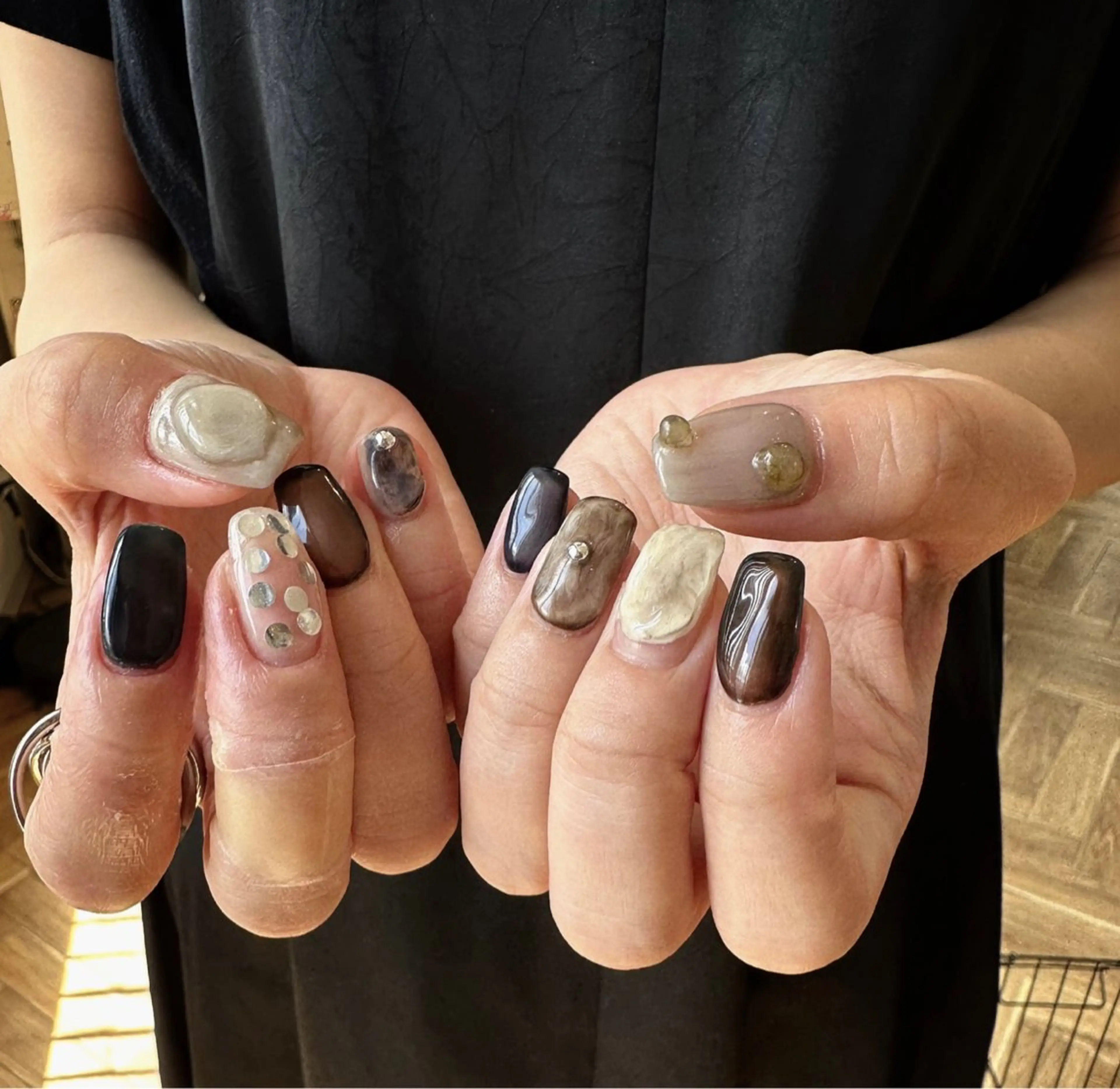 ネイル ハンドネイル private nail salon &sumika所属・三輪 絢香のネイルデザイン