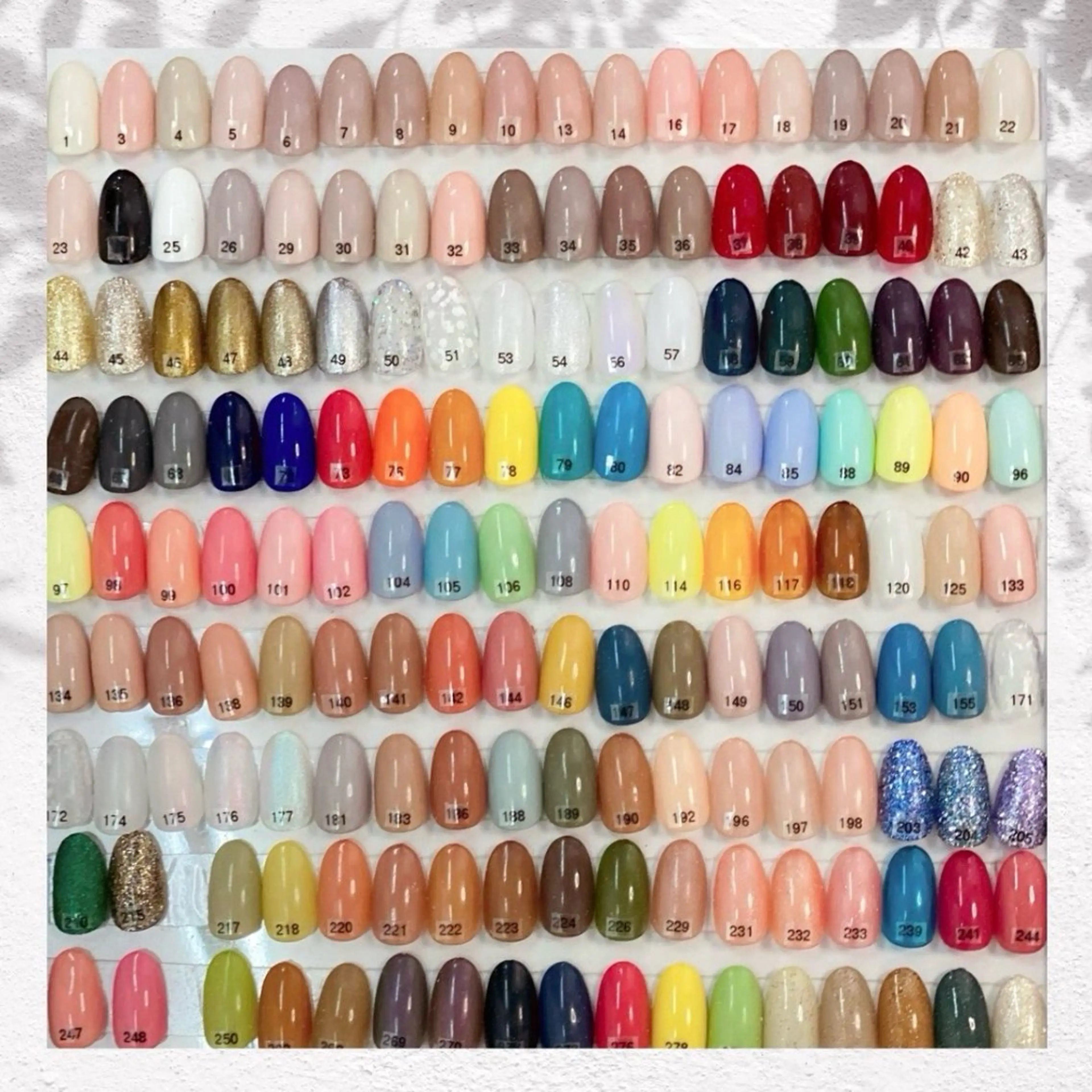 ネイル CREADEAR 姫路駅前店のネイルデザイン