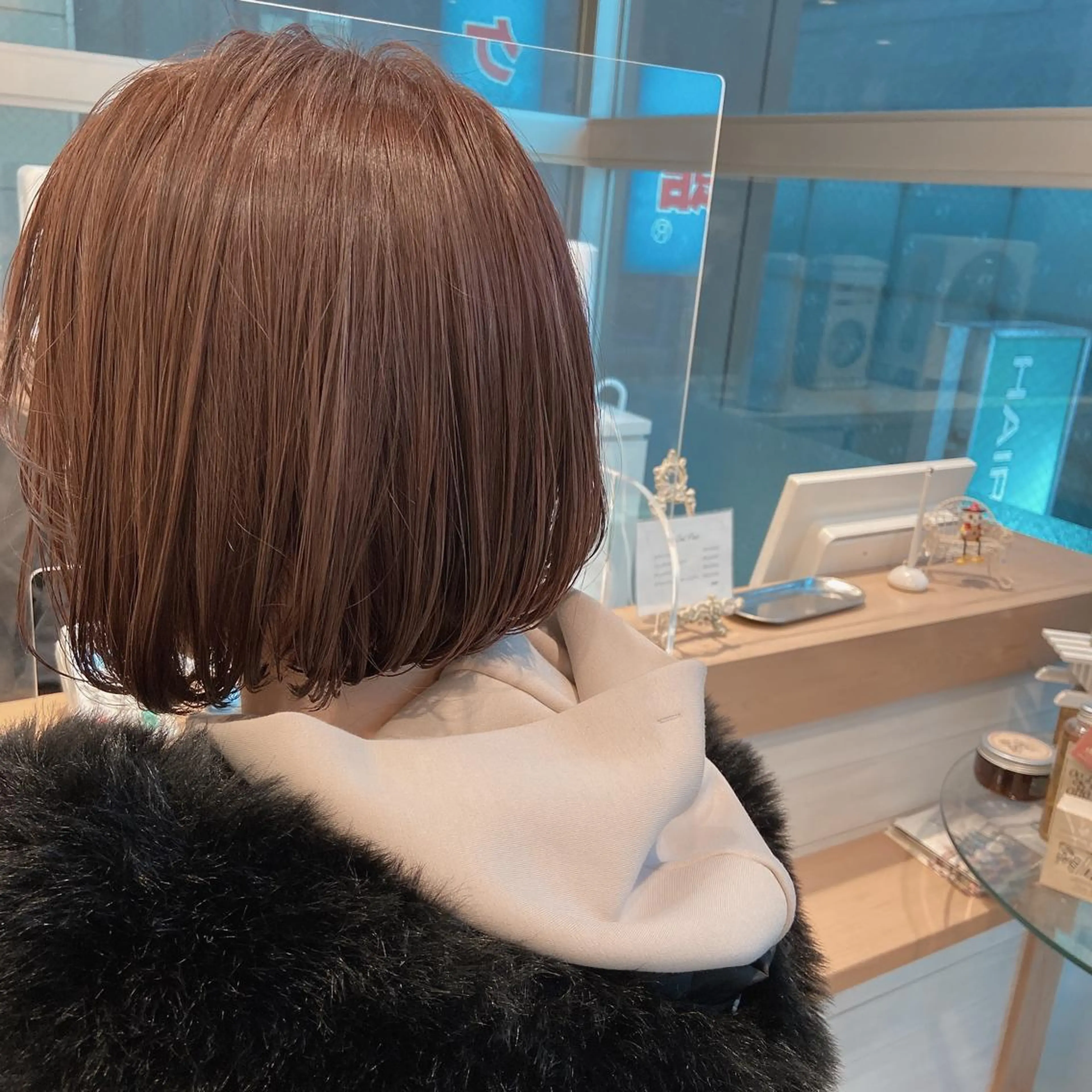 ショート カラー ヘアアレンジ ヘアカラー トリートメント Mirai 🧸のヘアスタイル