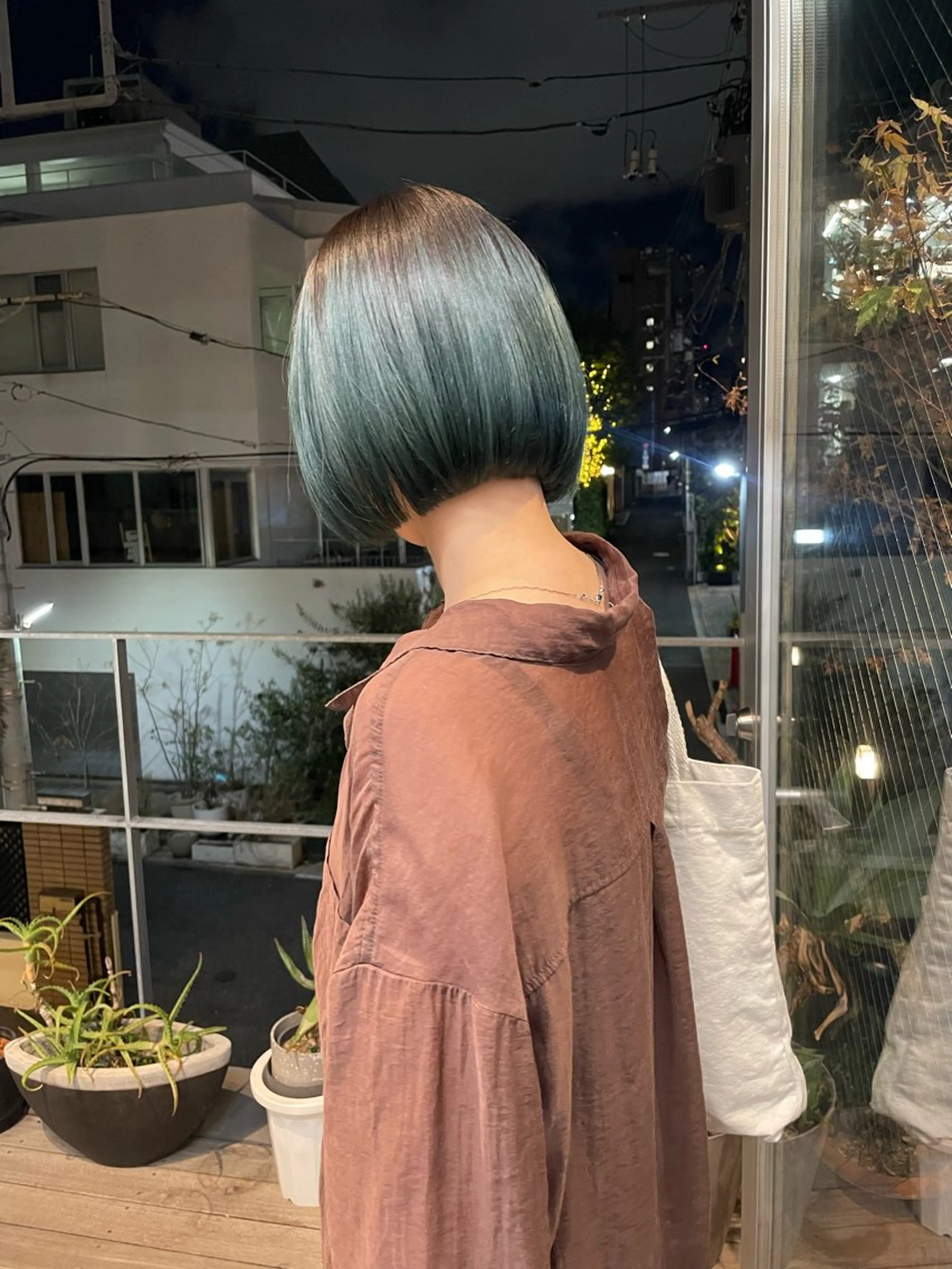 ミディアム カット 佐伯 和佳のヘアスタイル
