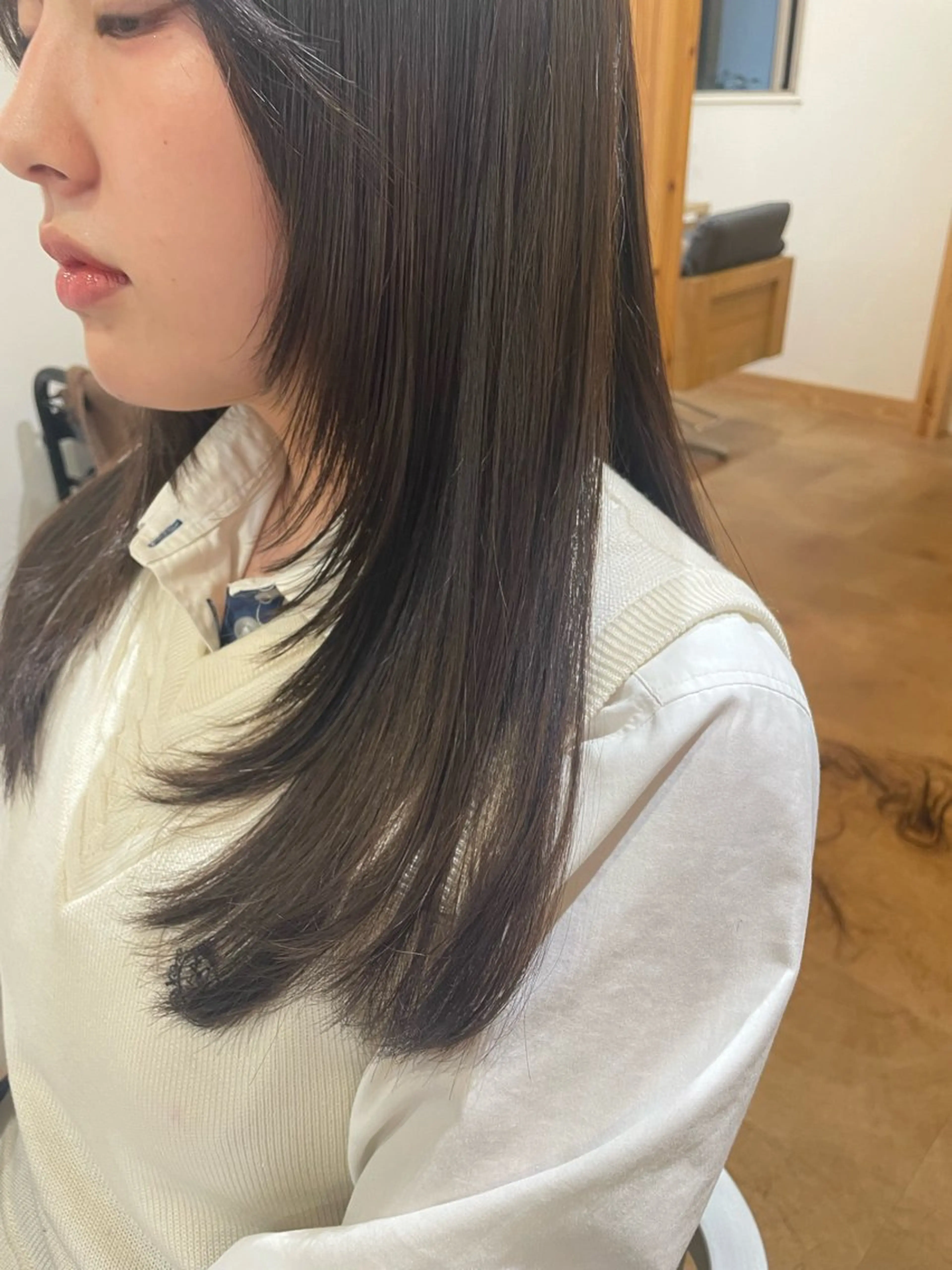 ロング 顔周りカット レイヤーカット カット パーマ 山口里莉 /ブリーチカラーのヘアスタイル