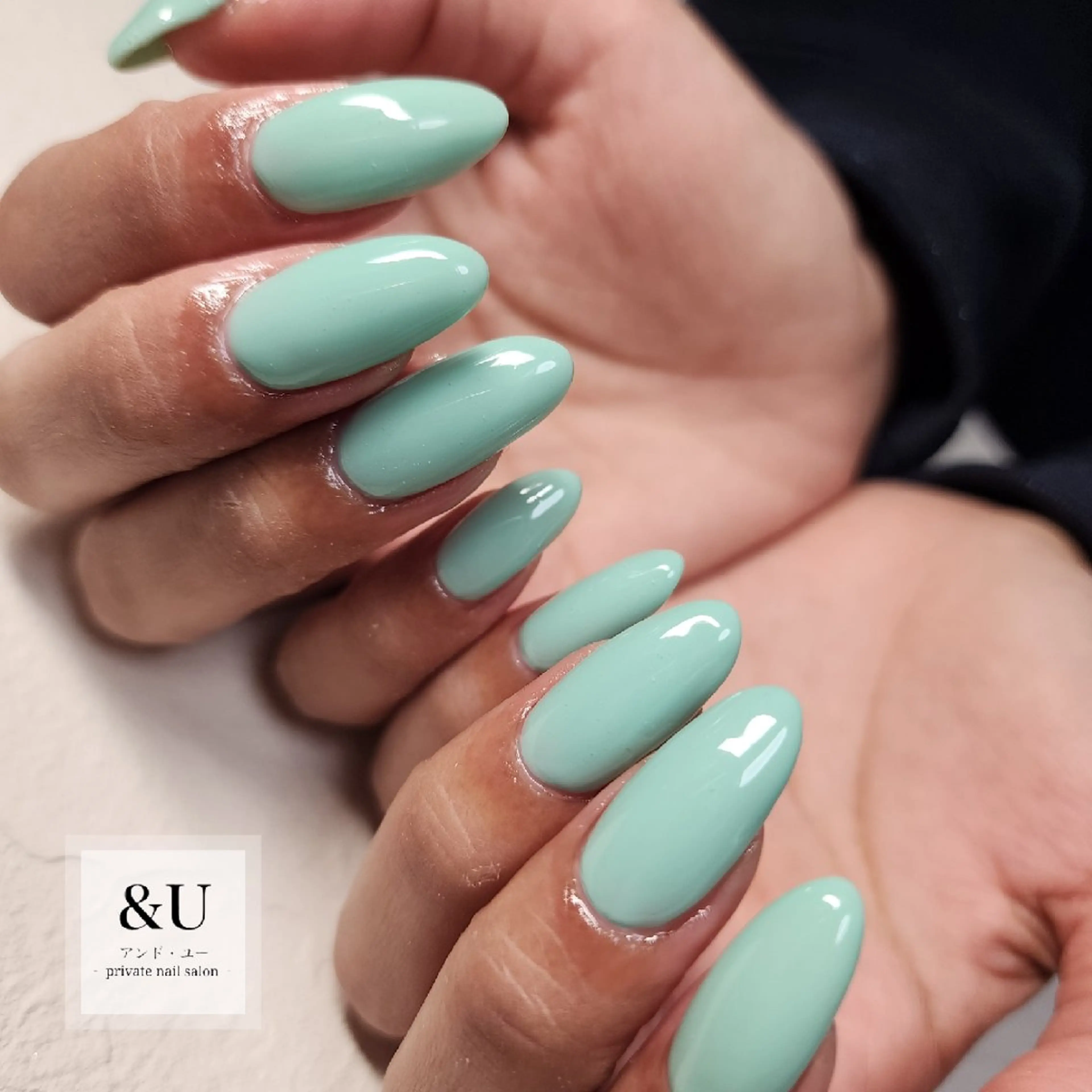 ネイル グラデーション ラメ(グリッター) ラメグラデーション ロングネイル ワンカラーネイル ハンドネイル &U (アンド・ユー)のネイルデザイン