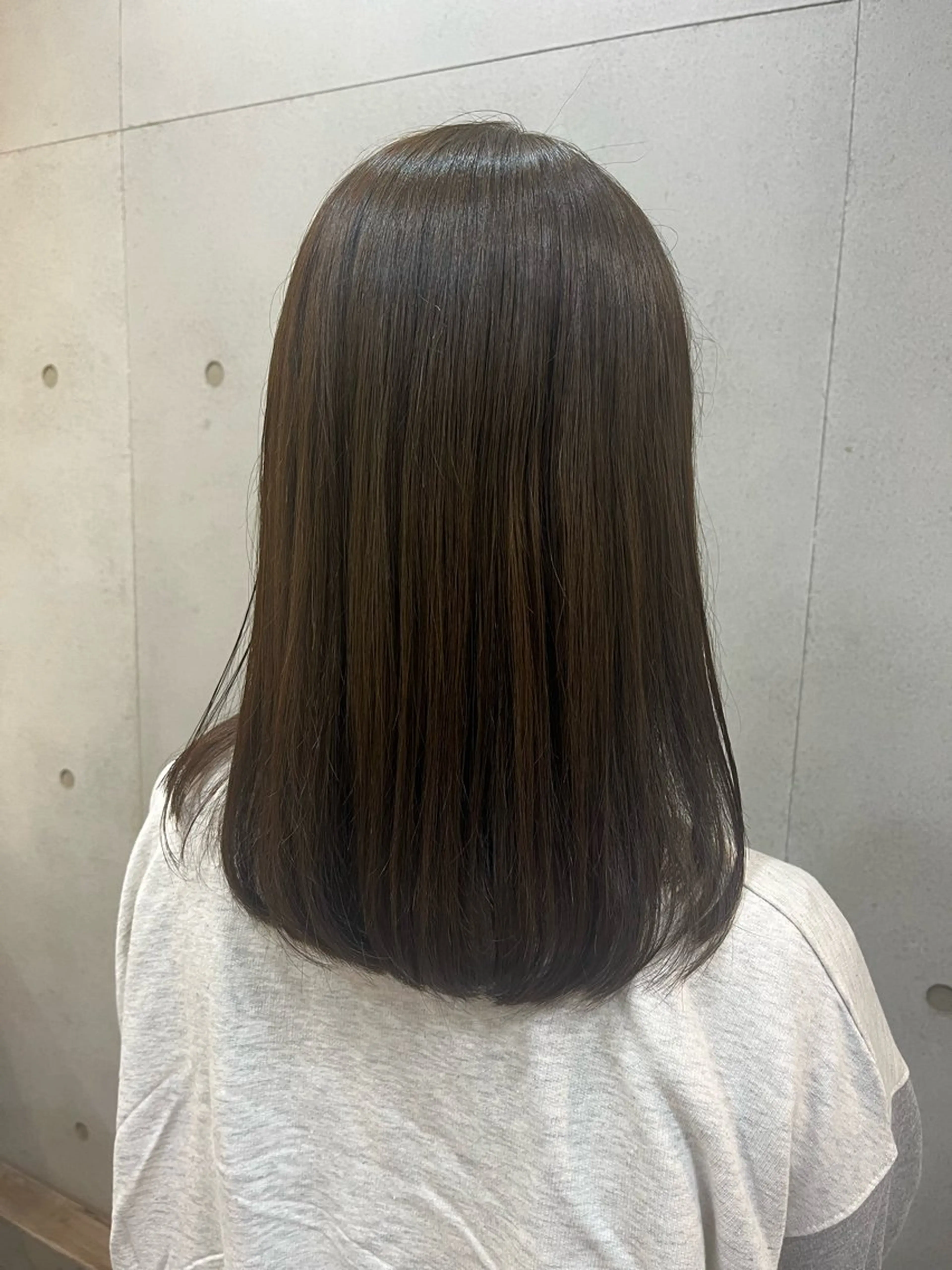 ミディアム カット ヘアカラー トリートメント sharon所属・おせ ちさとのヘアスタイル