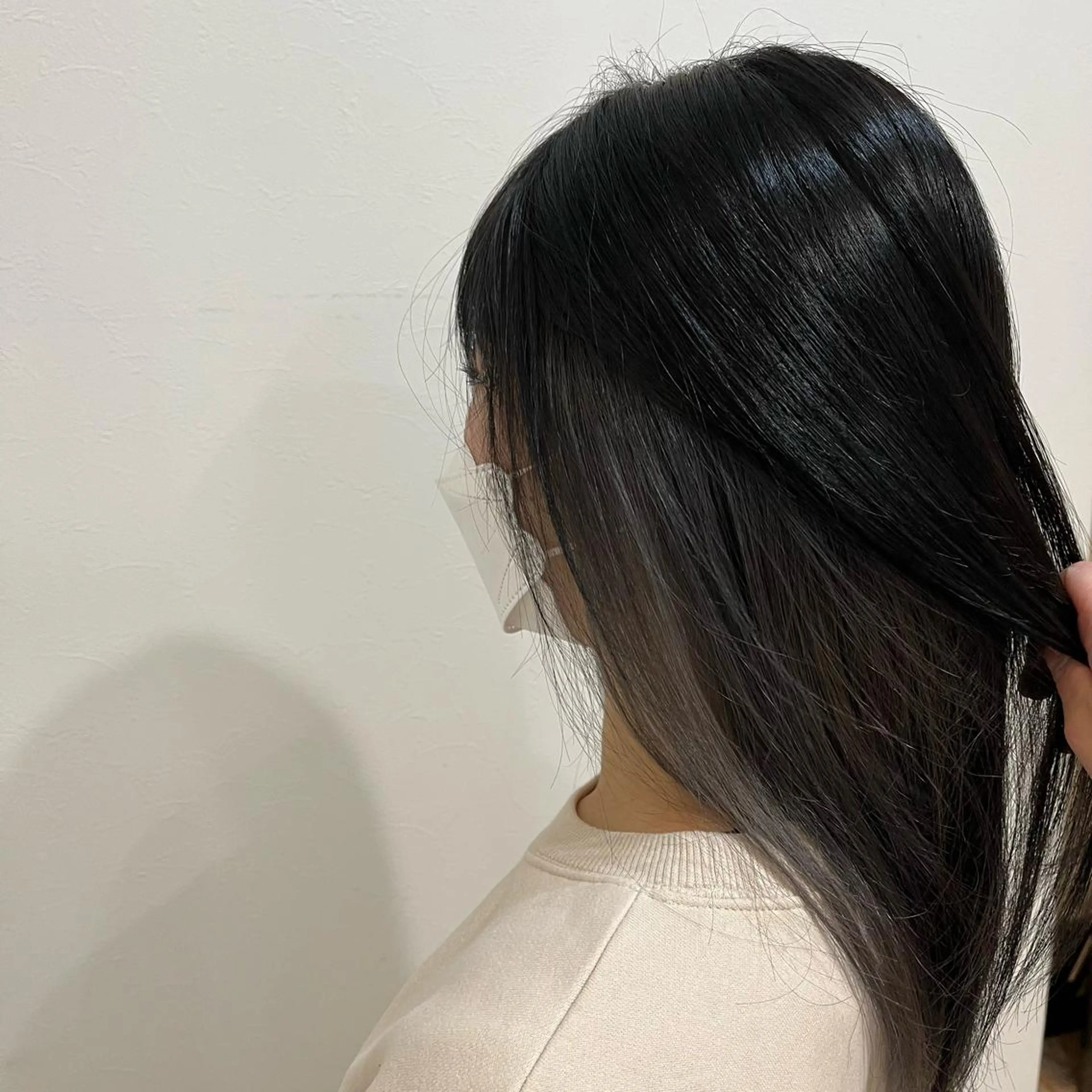 ロング 西垣 佳苗のヘアスタイル