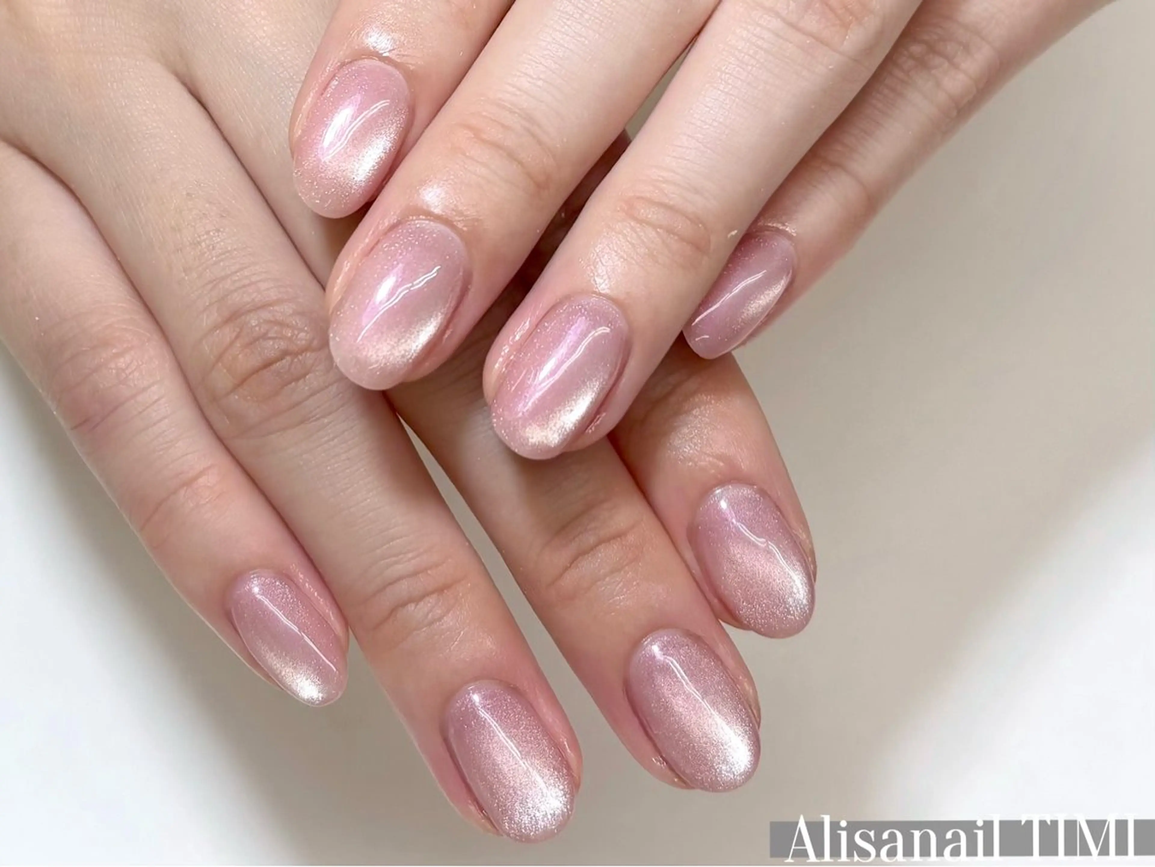 ネイル マグネットネイル マグネットワンカラー ワンカラーネイル ハンドネイル Alisa nail Timiのネイルデザイン