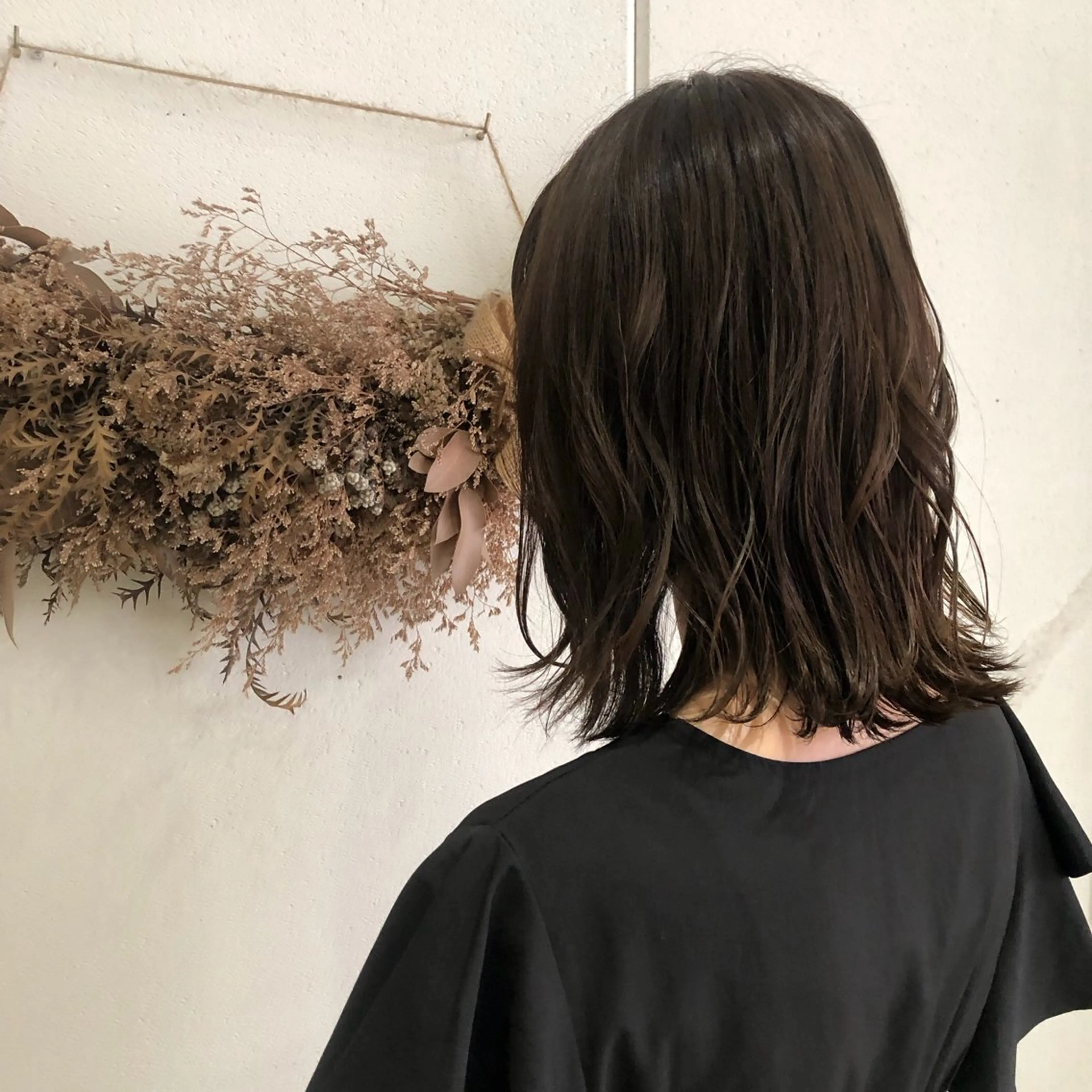 ミディアム ヘアカラー 高津 千慧のヘアスタイル
