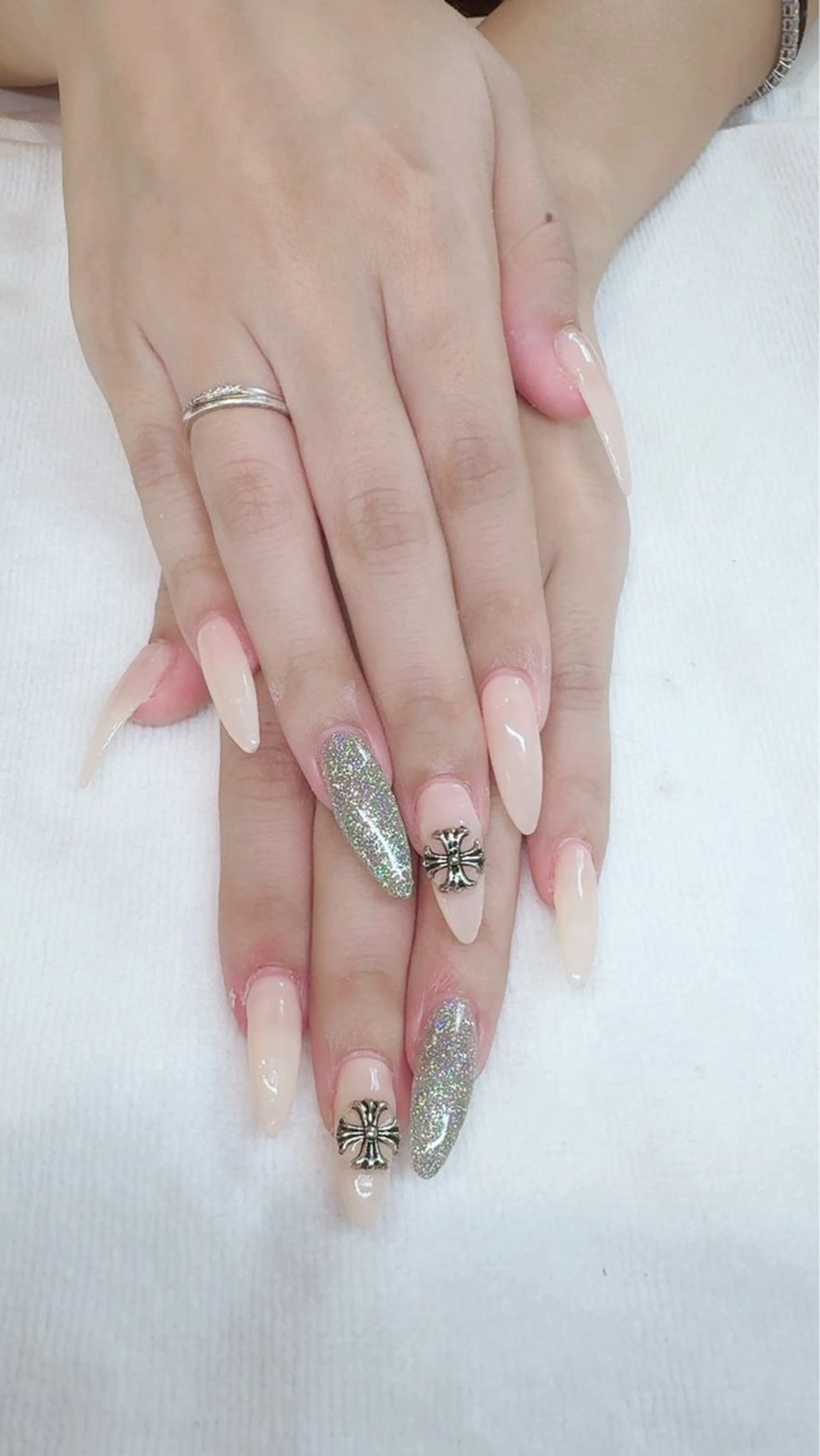 ネイル Feather TOMのエステ・リラクイメージ