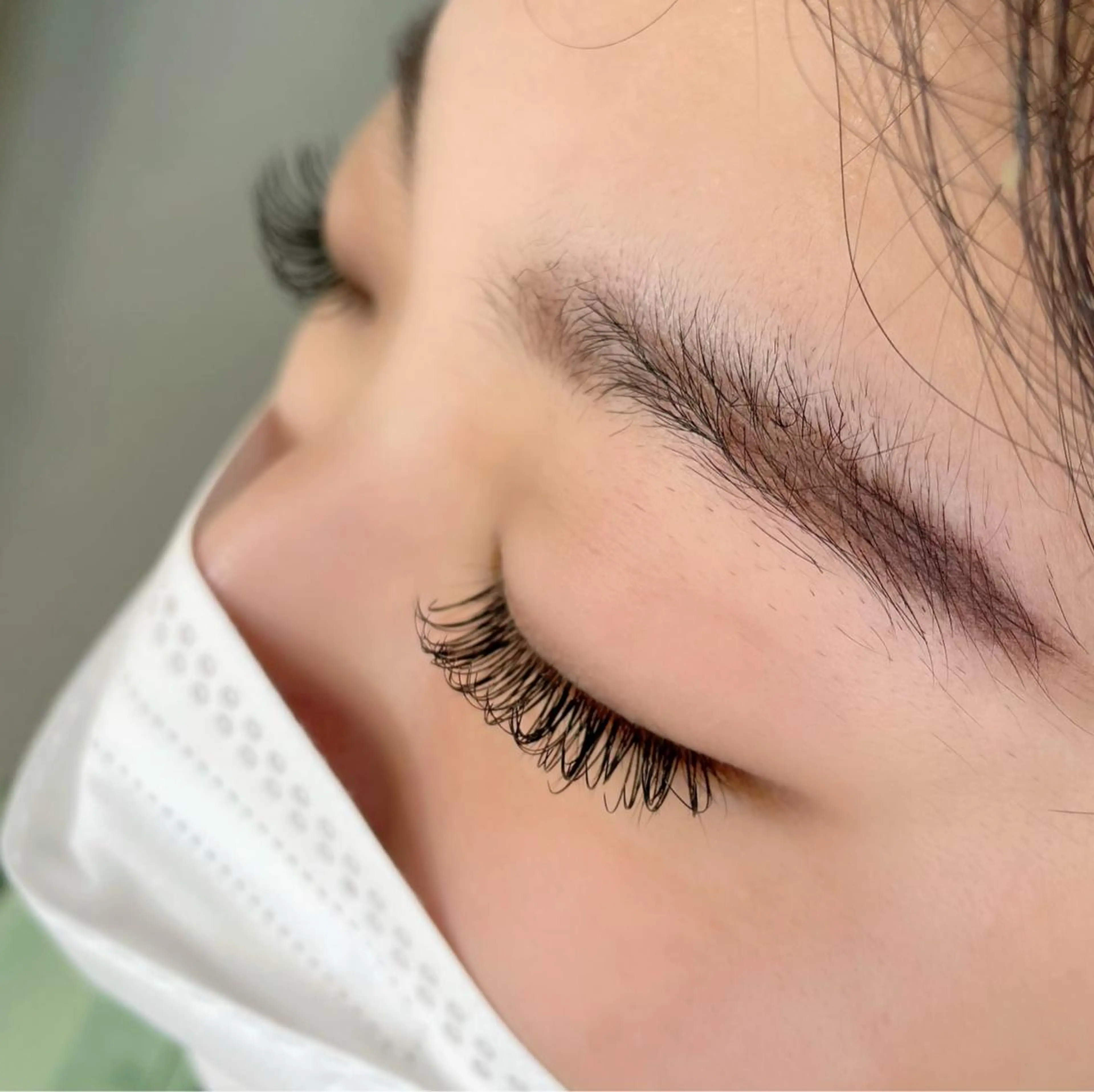 マツエク・マツパ 束感まつ毛 𝑆𝑈𝑁𝑁𝑌 ɴᴇᴡ ᴏᴘᴇɴ☀️の眉毛・アイブロウイメージ