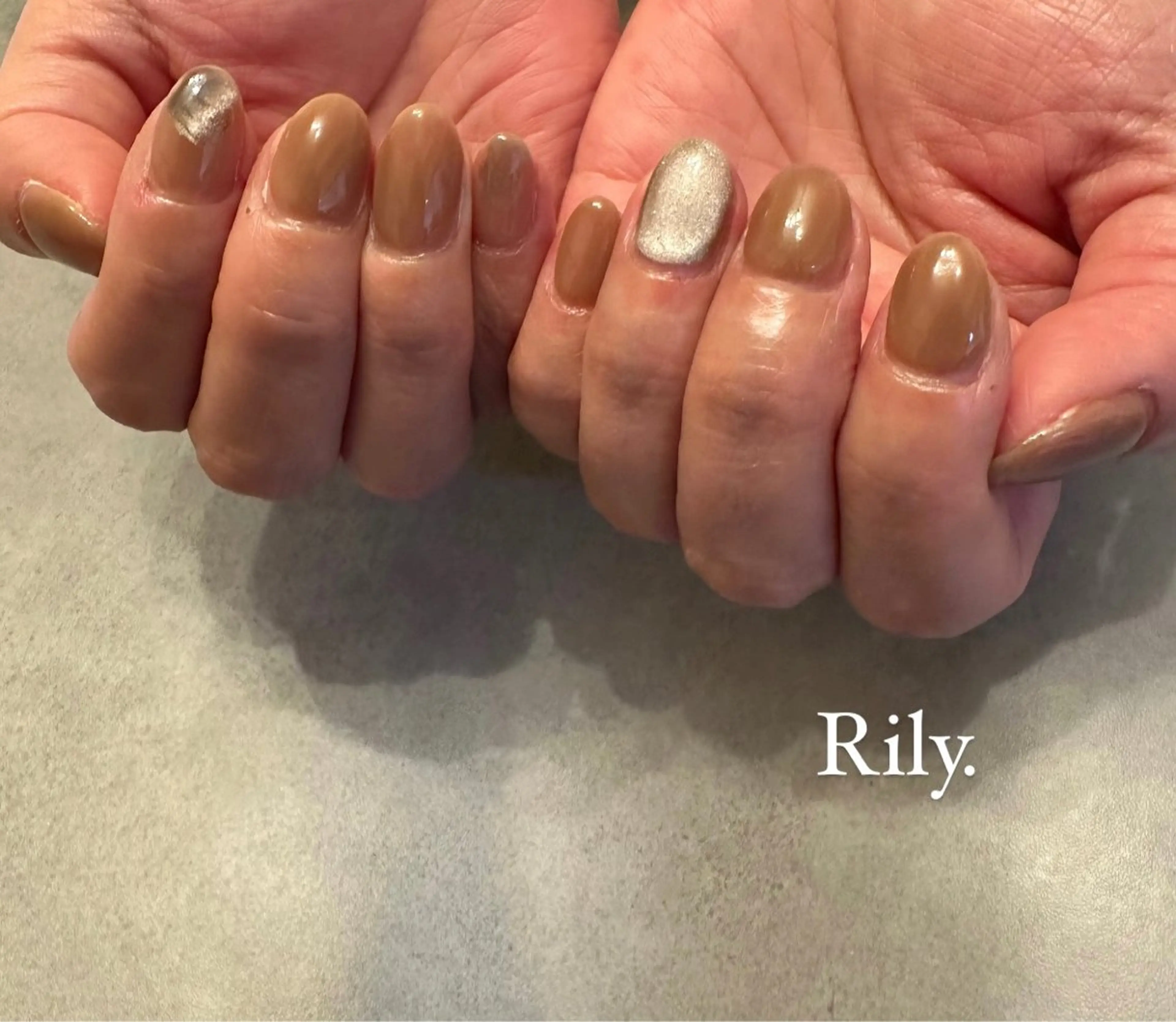 ネイル マグネットネイル ワンカラーネイル i.Rily. Okamotoのネイルデザイン