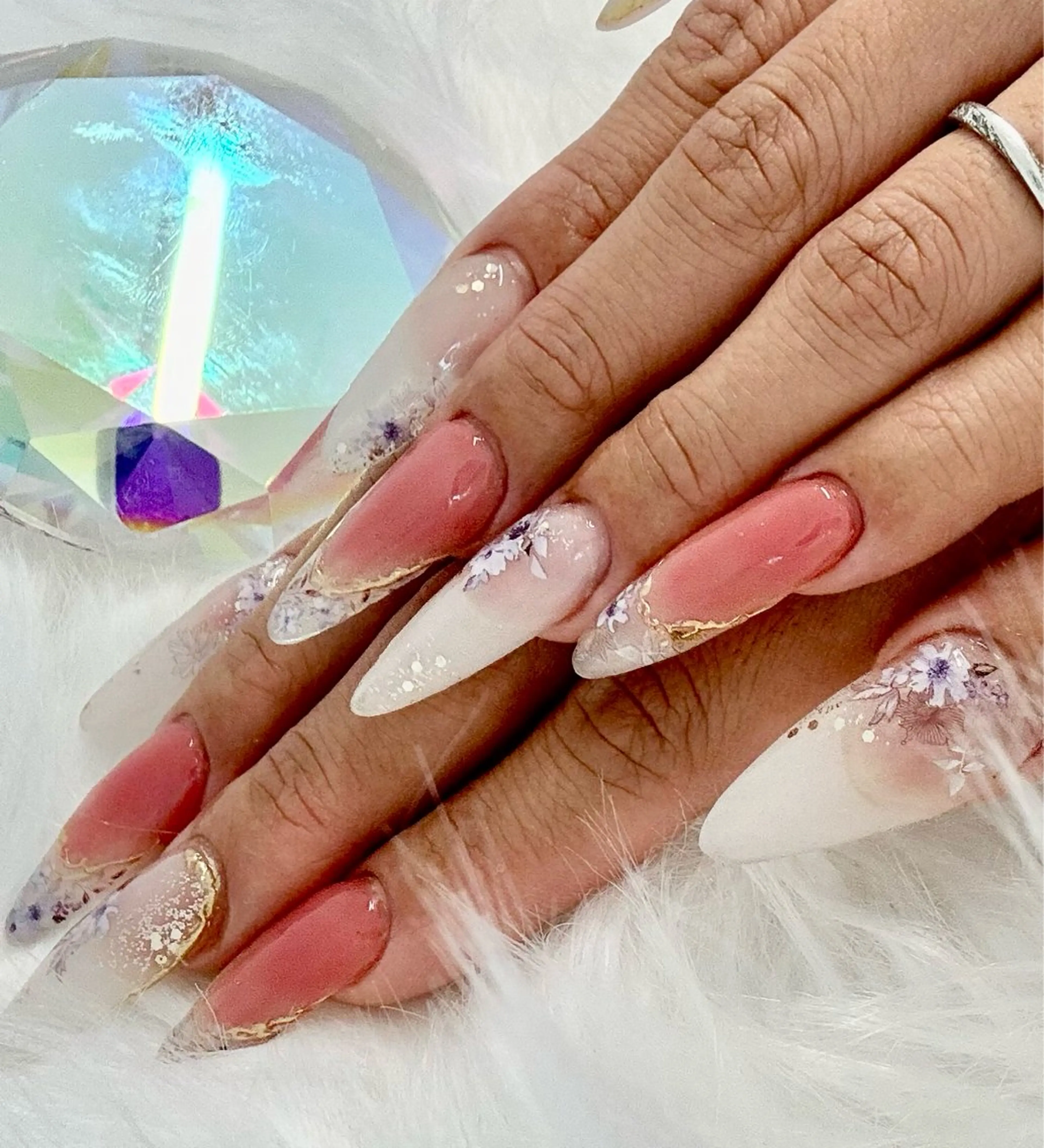 ネイル フラワーネイル フレンチネイル ロングネイル ミラーネイル ピンク ネイルサロン Laque.のネイルデザイン