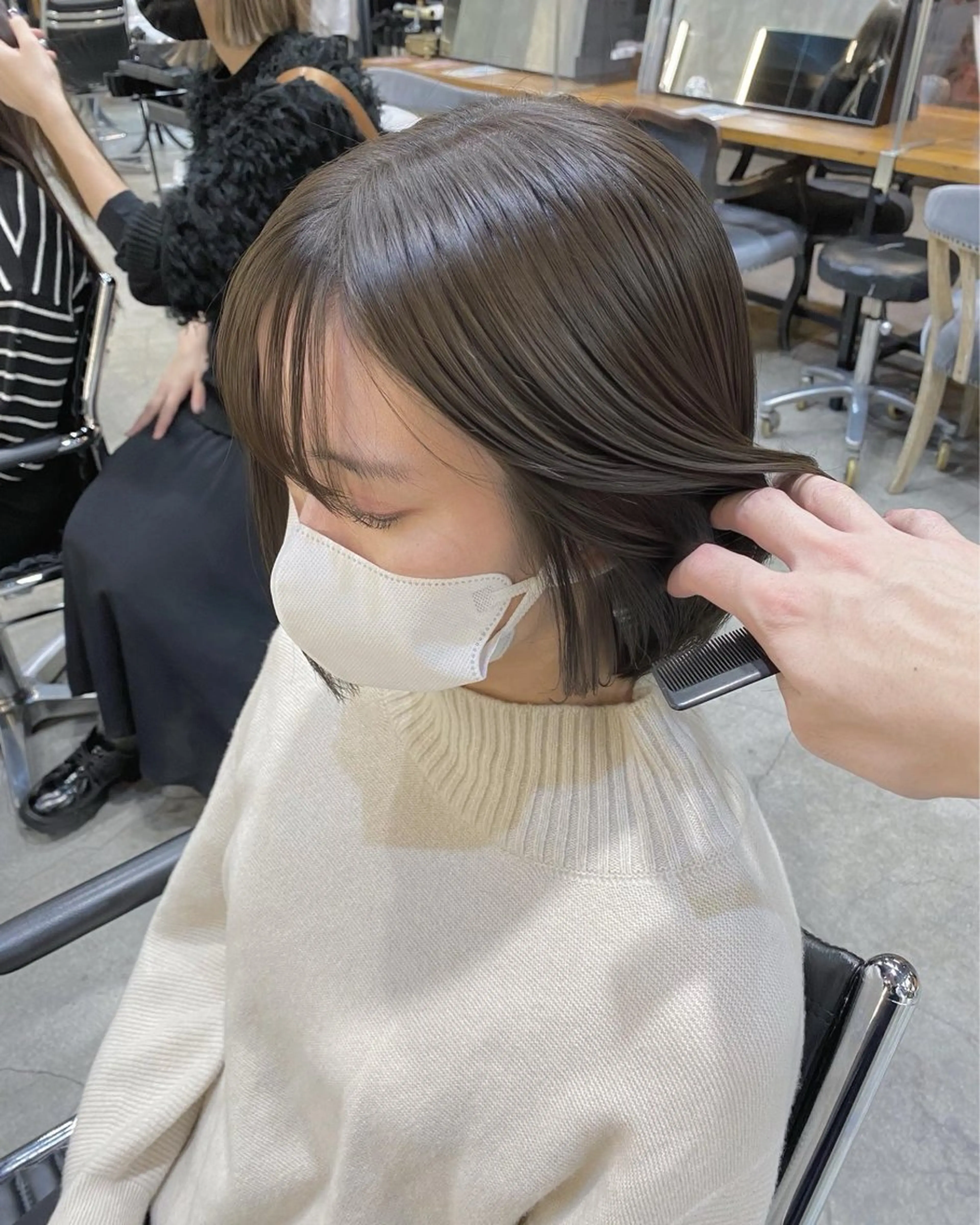 ショート カラー ショートボブ グレージュ ボブ ショートヘア ブリーチなしダブル カラー🧸🐺陽介のヘアスタイル
