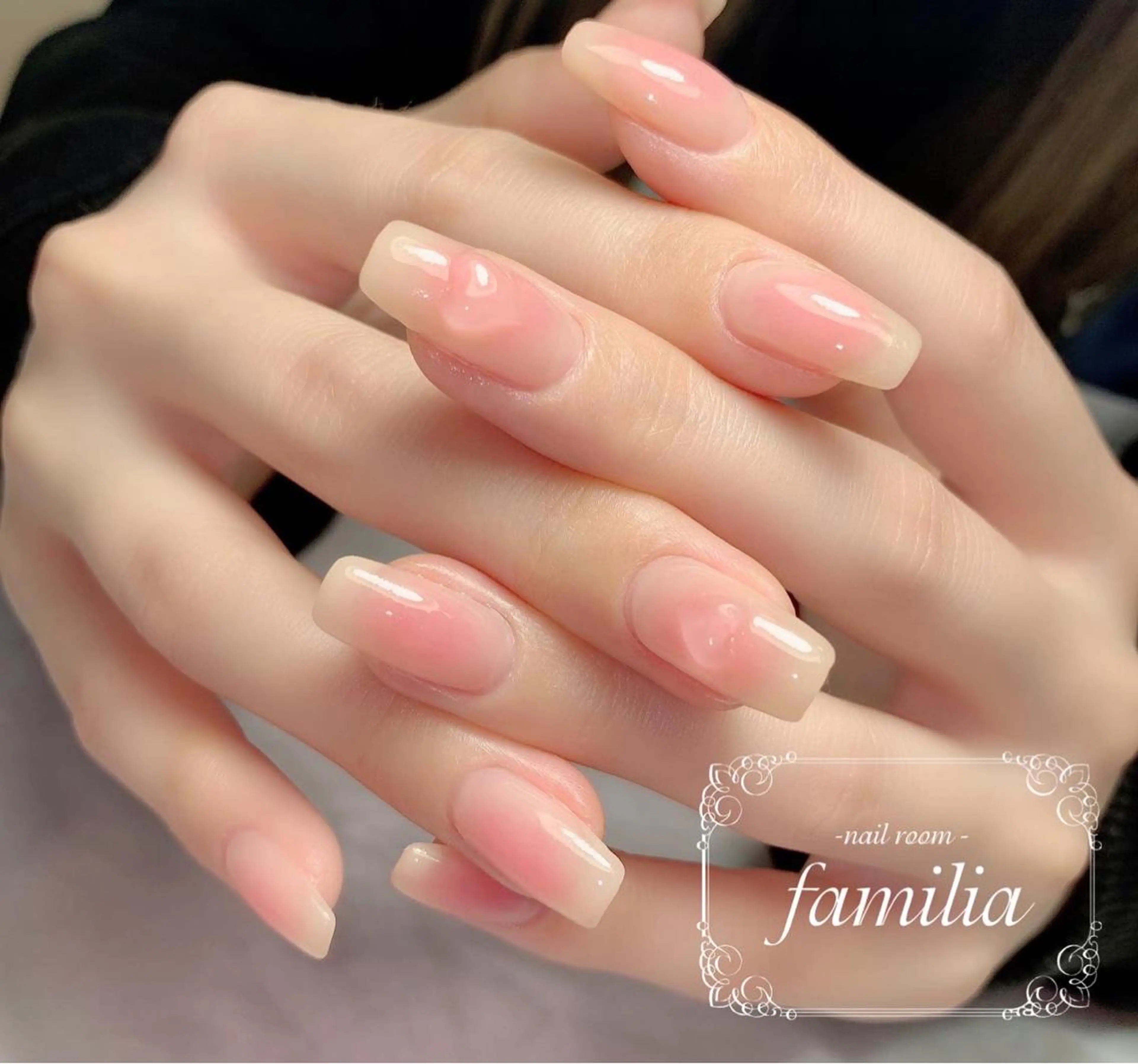 ネイル アートネイル チークネイル ハンドネイル -nailroom- familiaのネイルデザイン